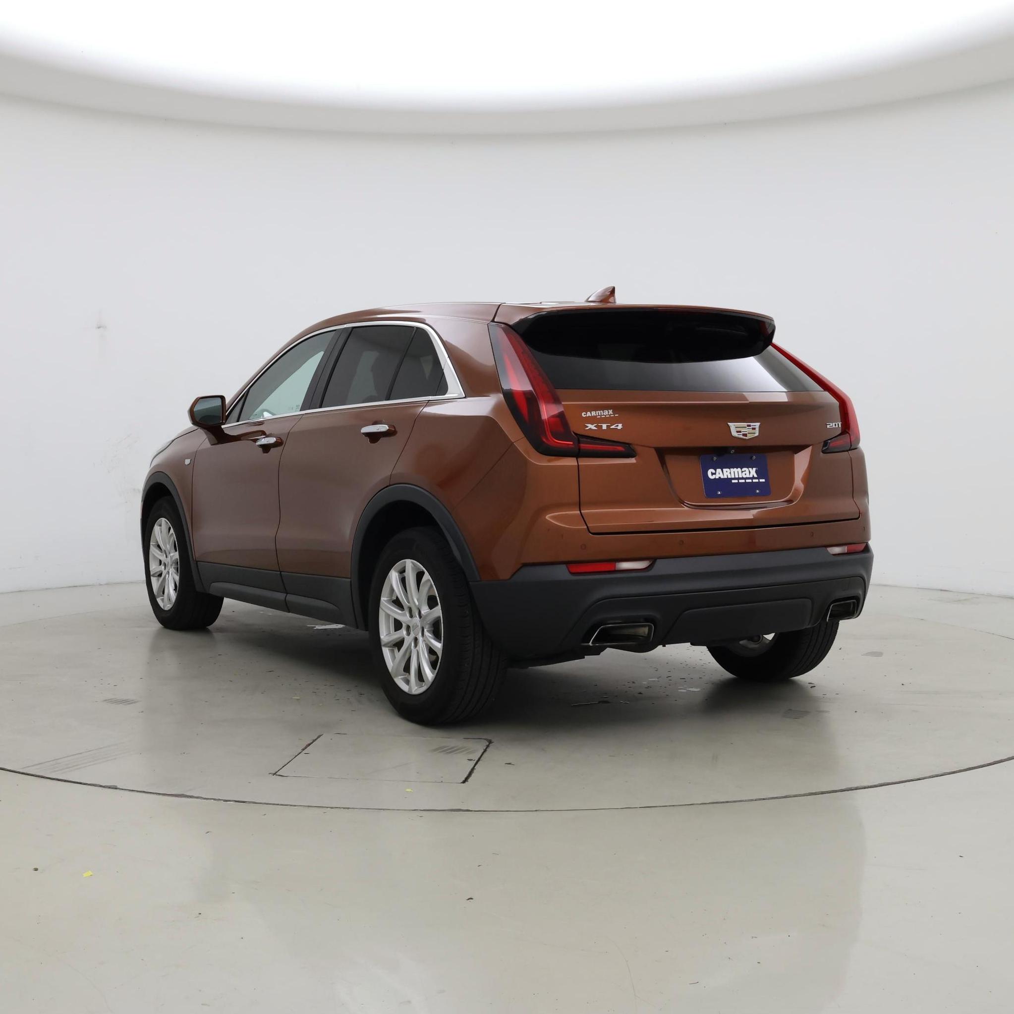Thumbnail: 2019 Cadillac XT4 - 2