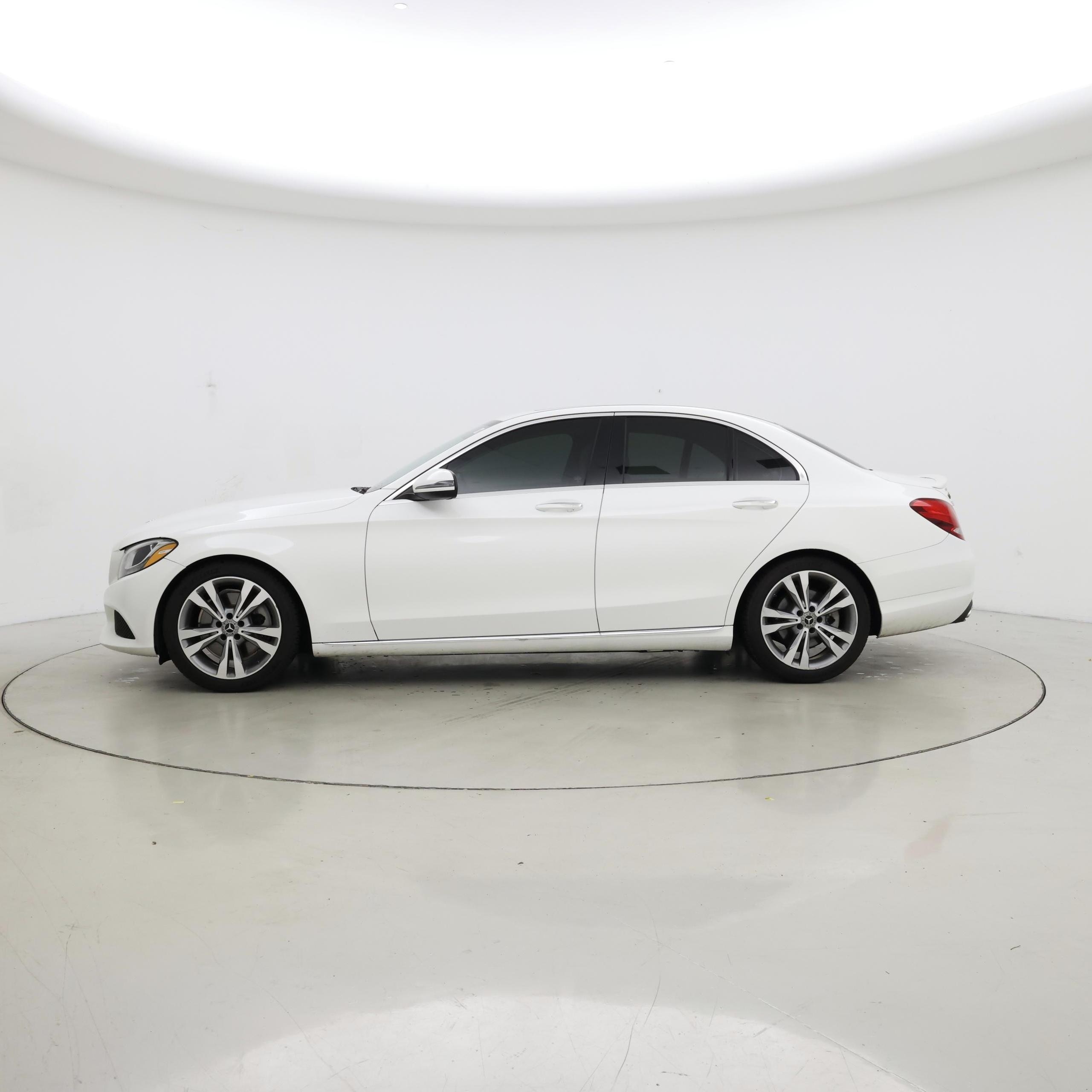 Thumbnail: 2018 Mercedes-Benz C-Class - 3