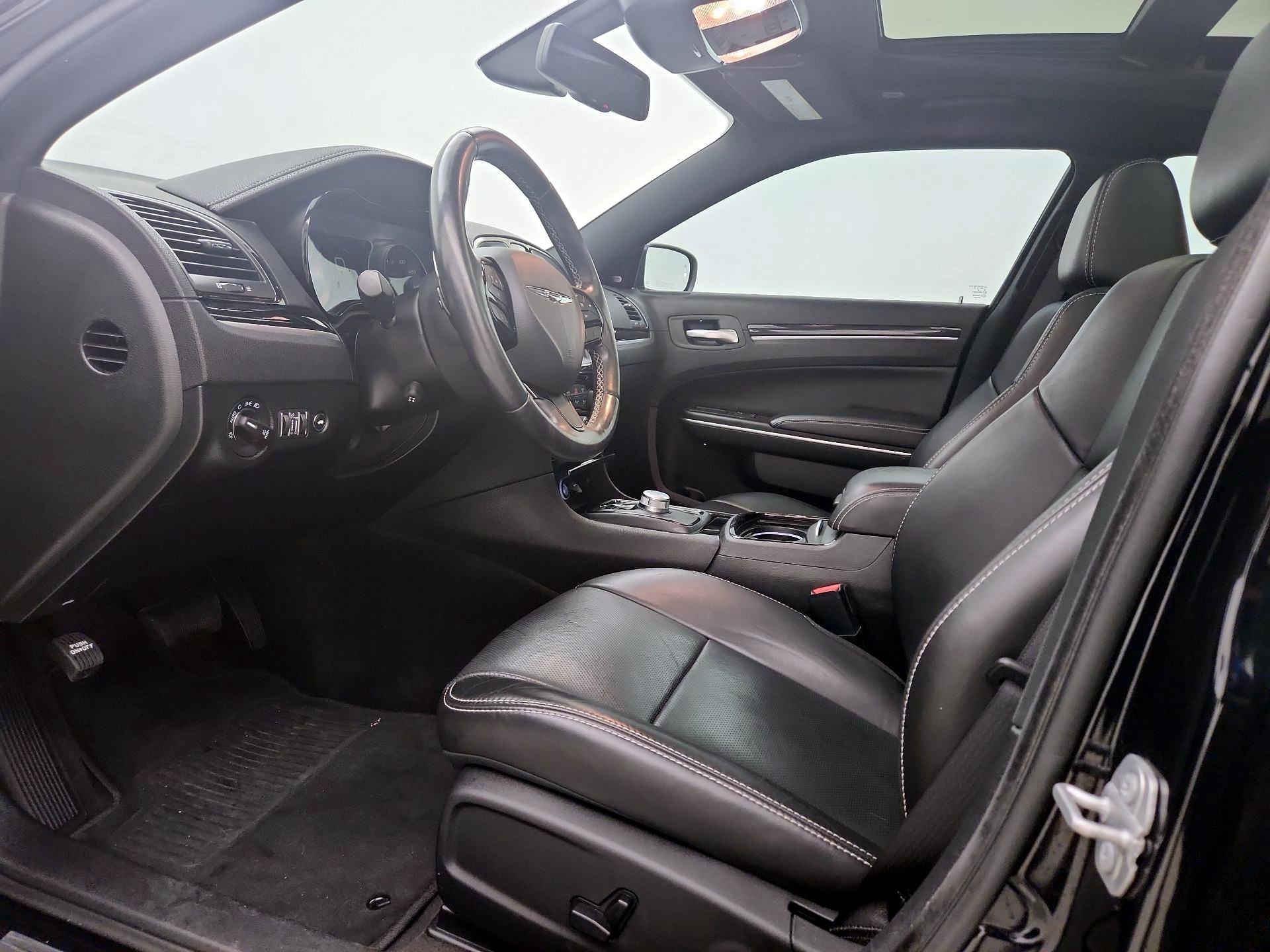 Thumbnail: 2018 Chrysler 300 - 11
