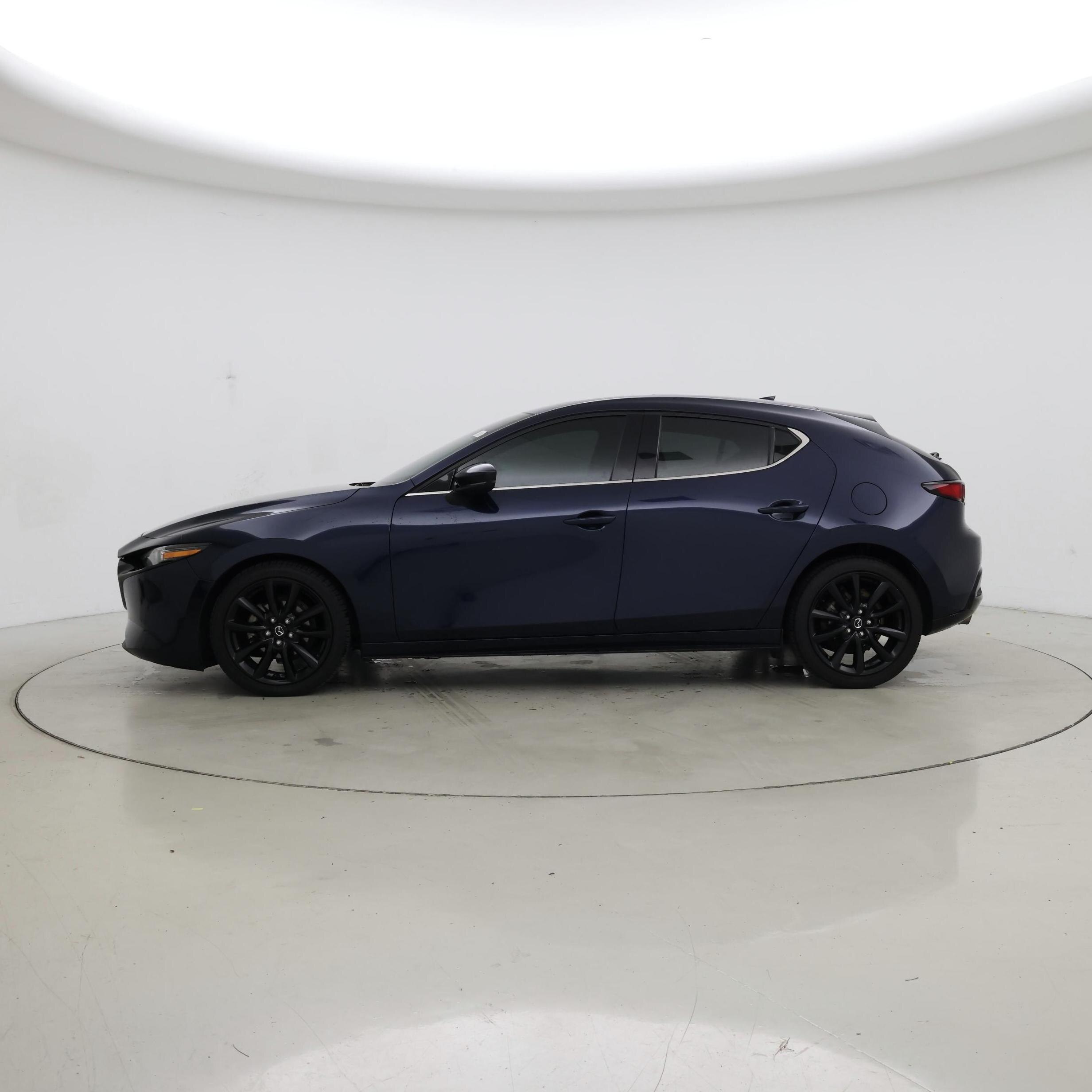 Thumbnail: 2020 Mazda Mazda3 - 3