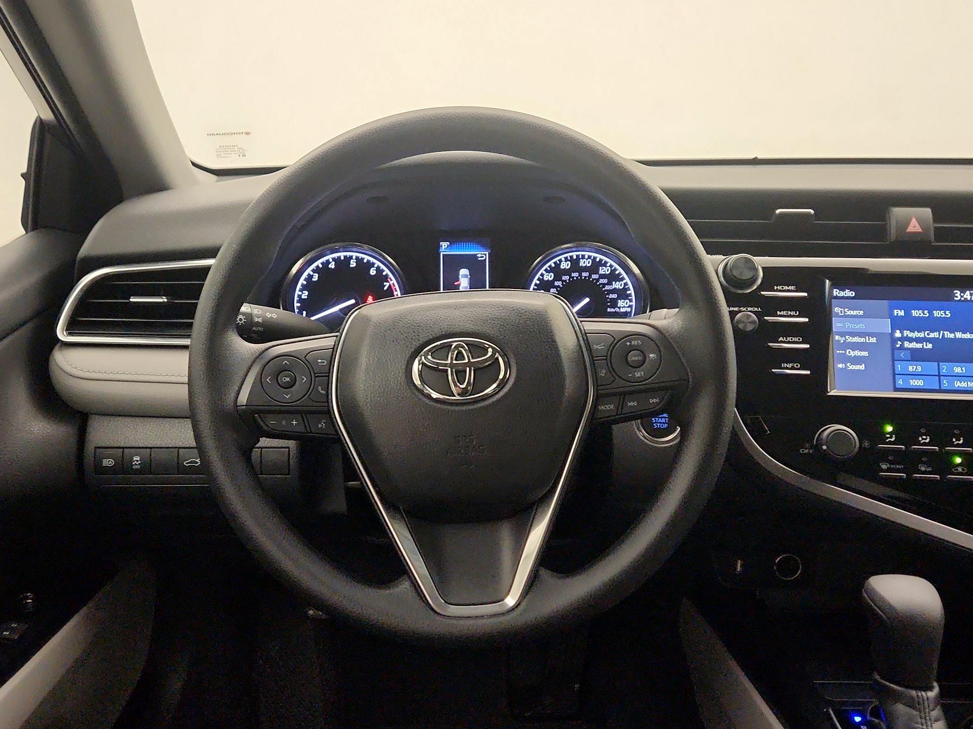 Thumbnail: 2018 Toyota Camry - 10