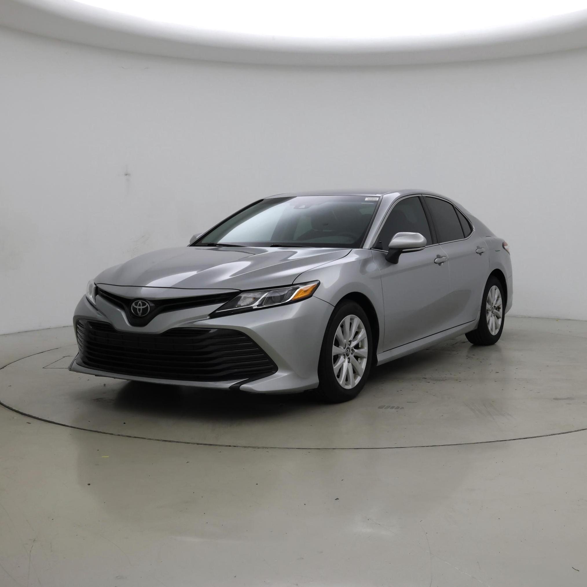 Thumbnail: 2018 Toyota Camry - 4