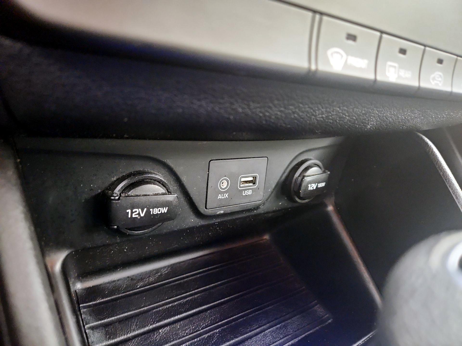 Thumbnail: 2019 Hyundai Tucson - 18