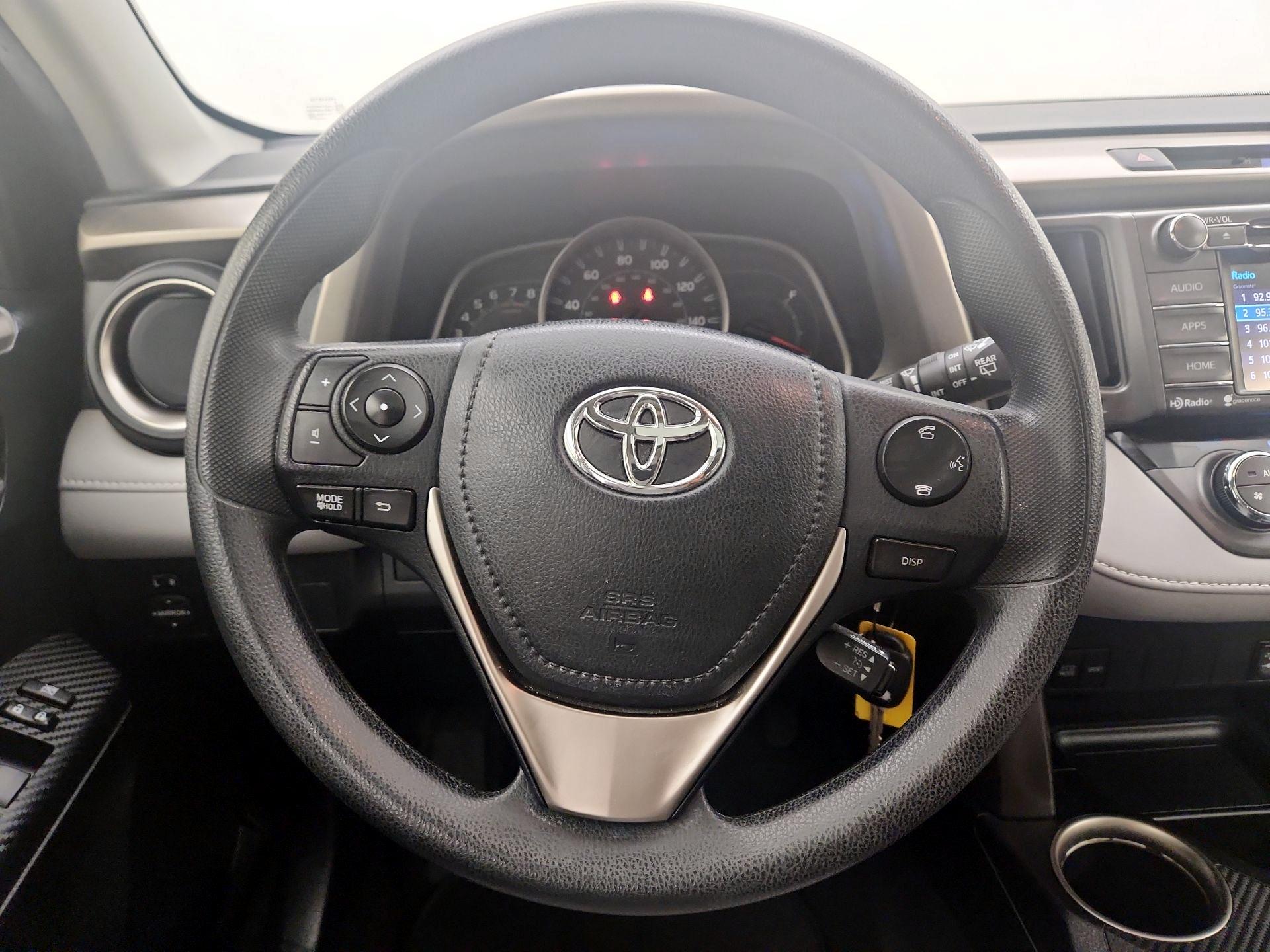 Thumbnail: 2014 Toyota RAV4 - 10