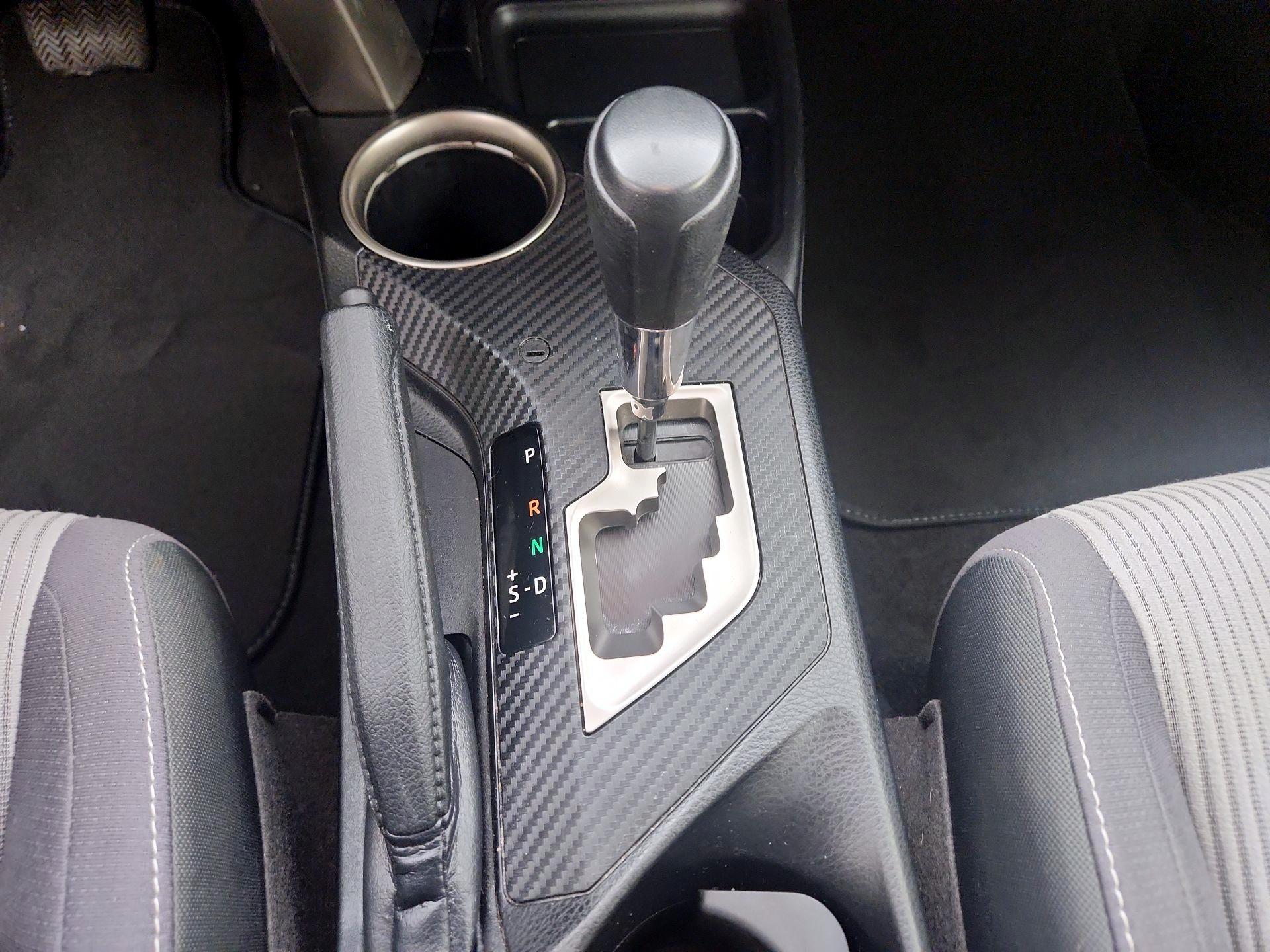 Thumbnail: 2014 Toyota RAV4 - 17