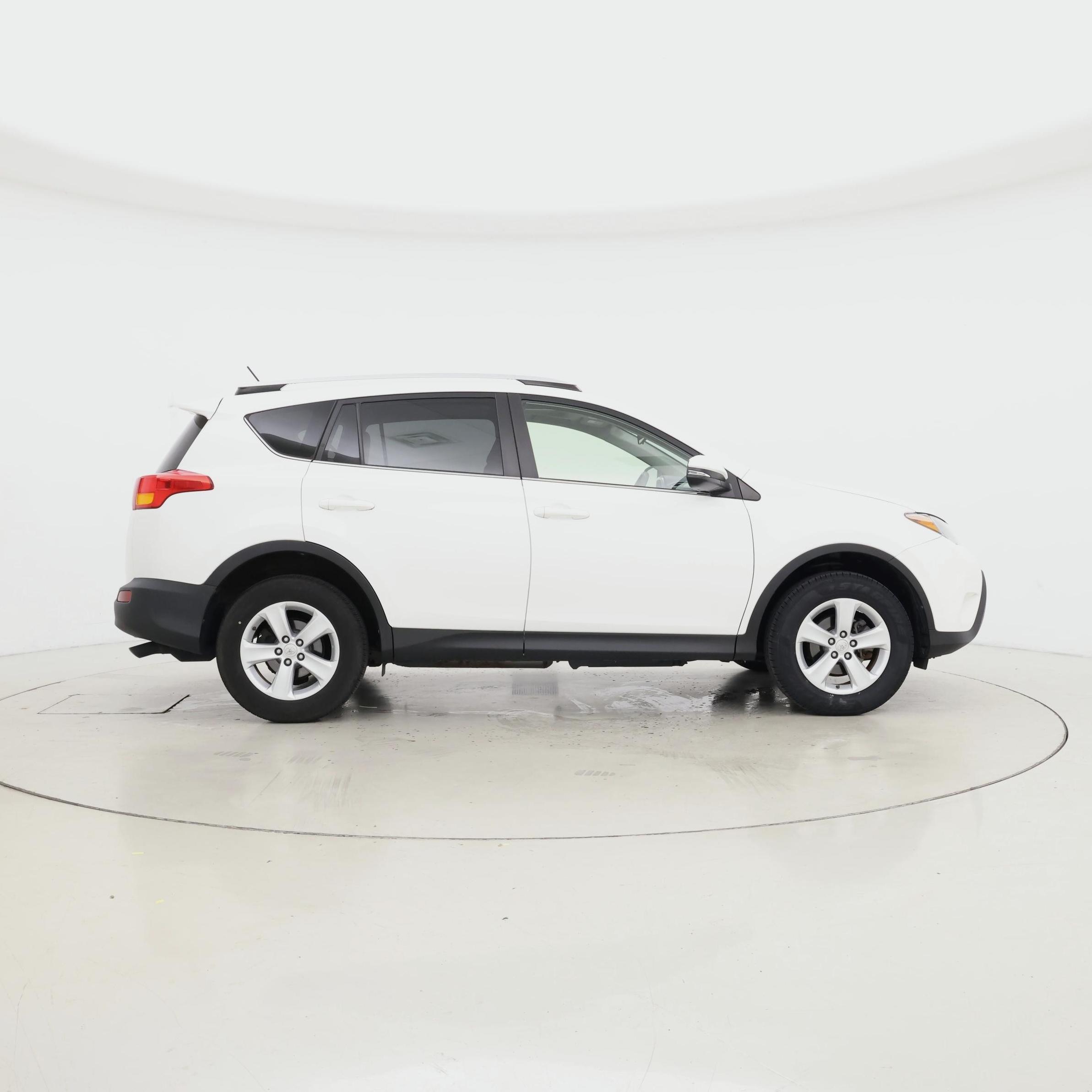 Thumbnail: 2014 Toyota RAV4 - 7