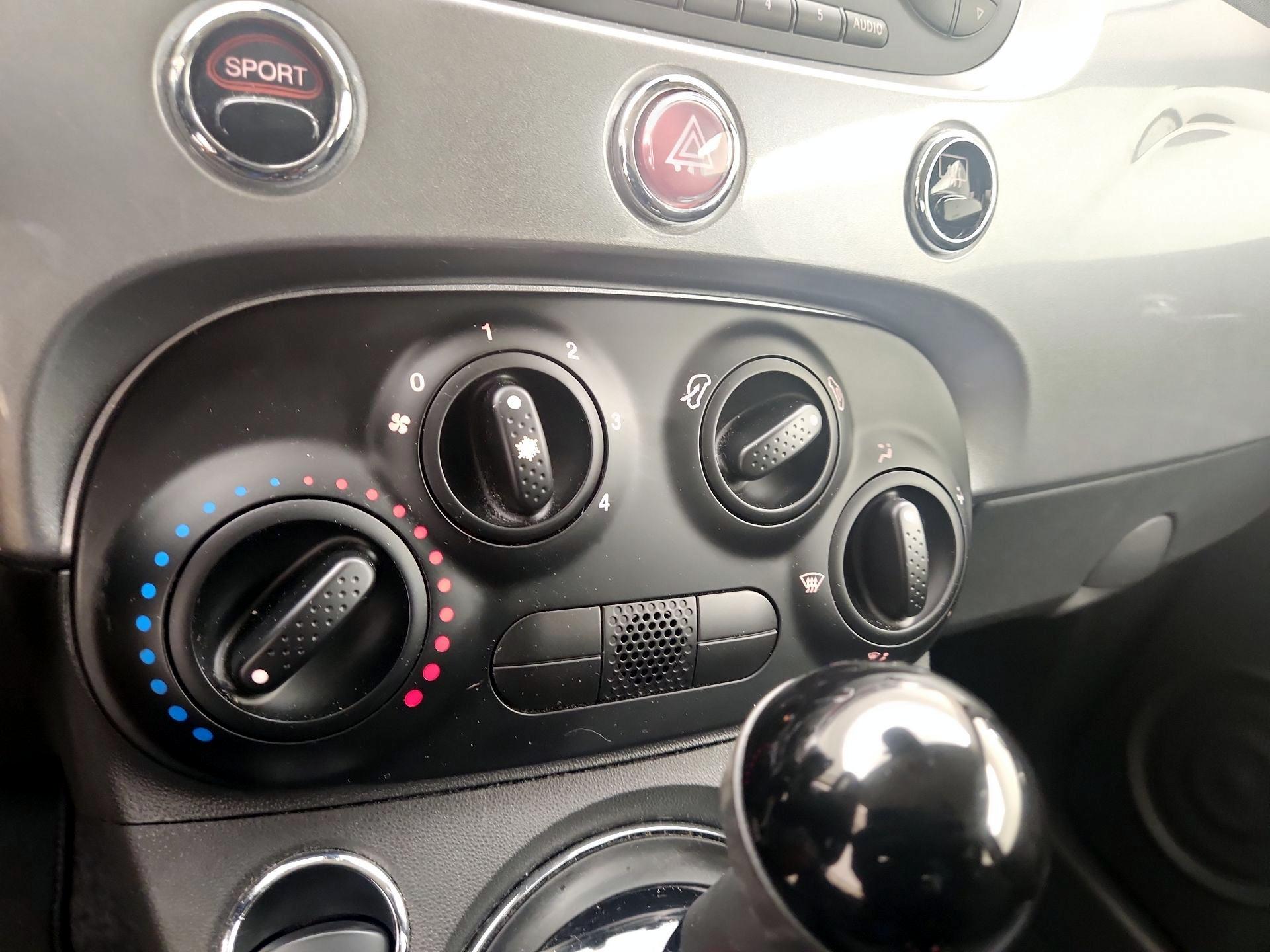 Thumbnail: 2015 Fiat 500 - 14