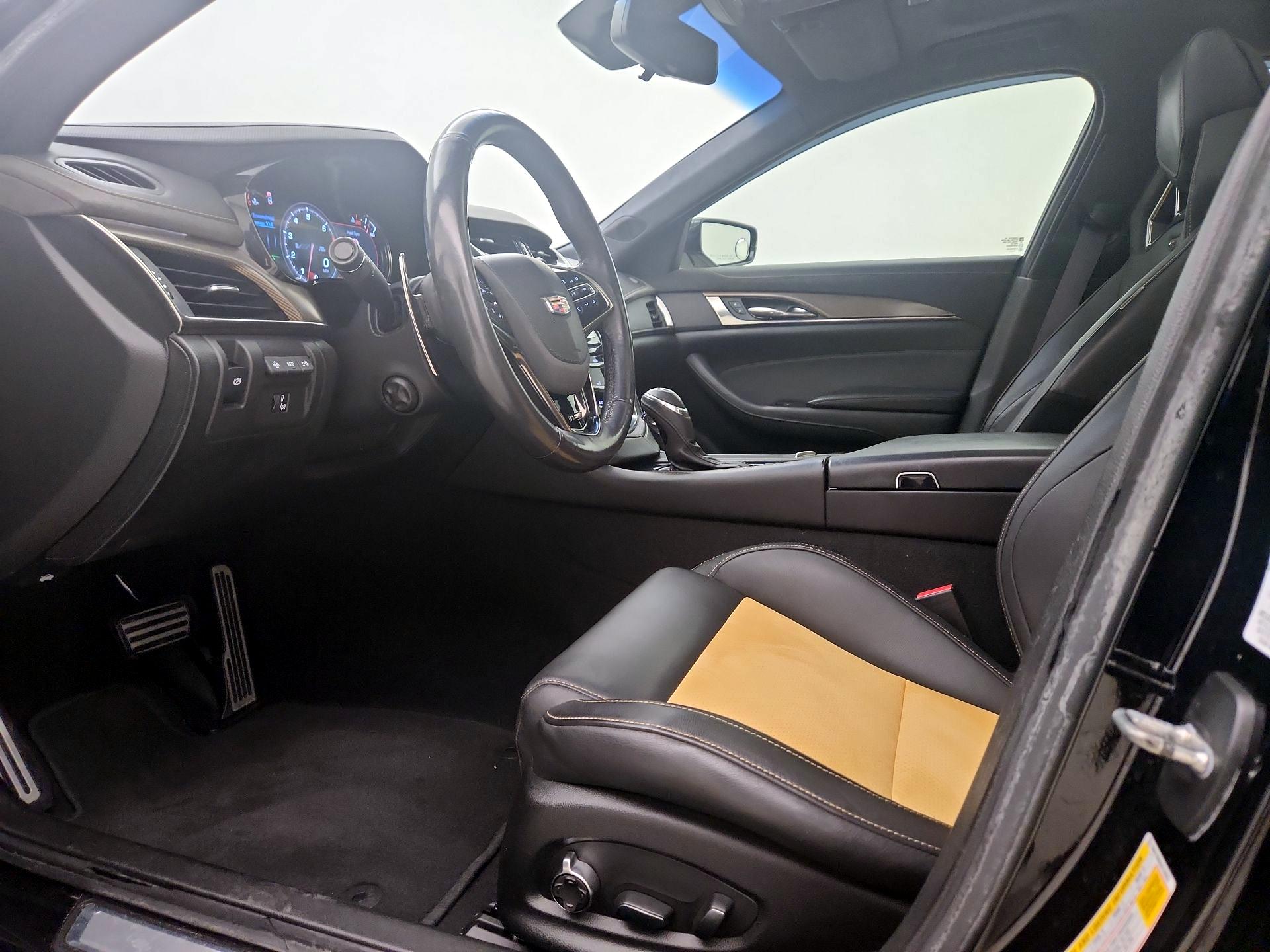 Thumbnail: 2018 Cadillac CTS - 11