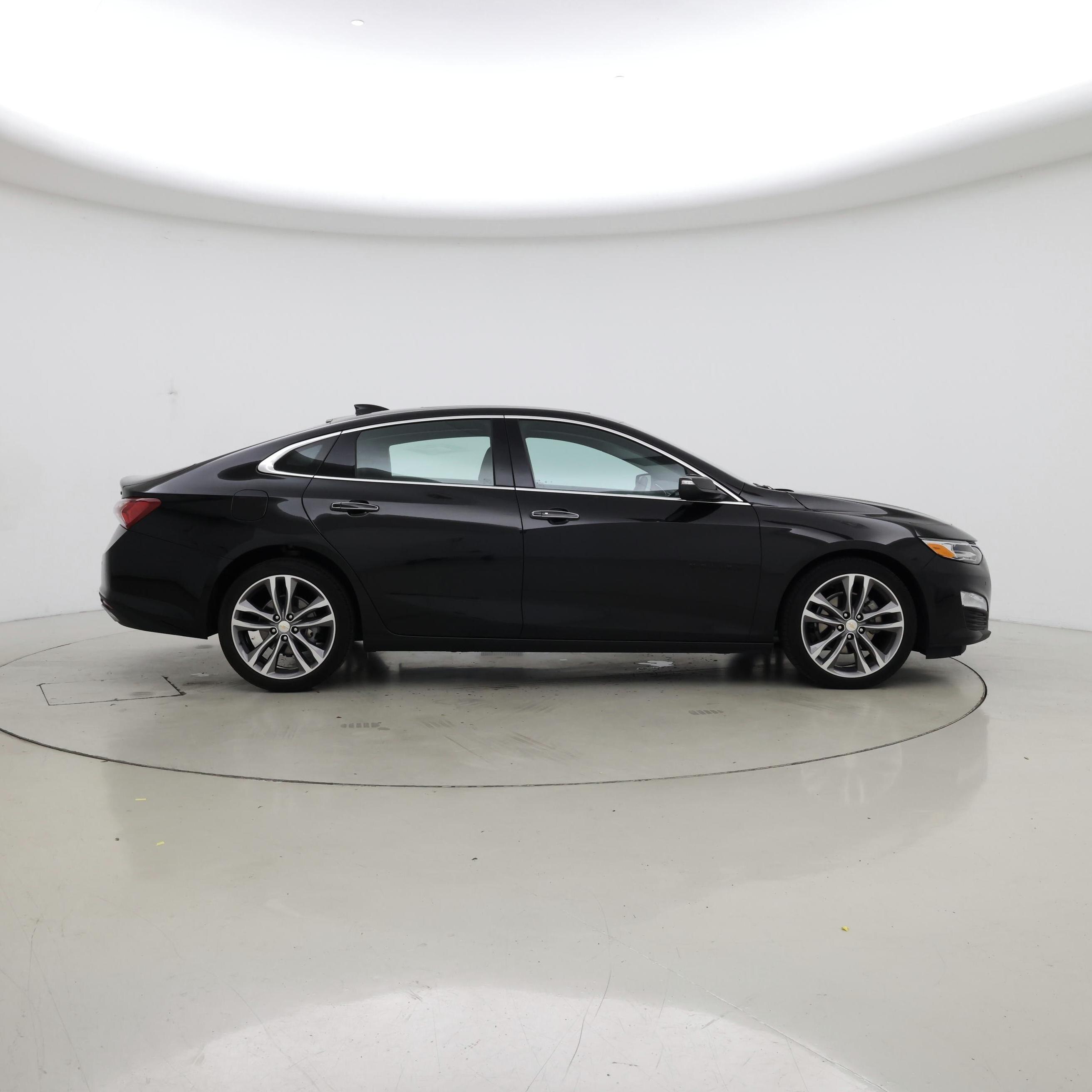 Thumbnail: 2022 Chevrolet Malibu - 7