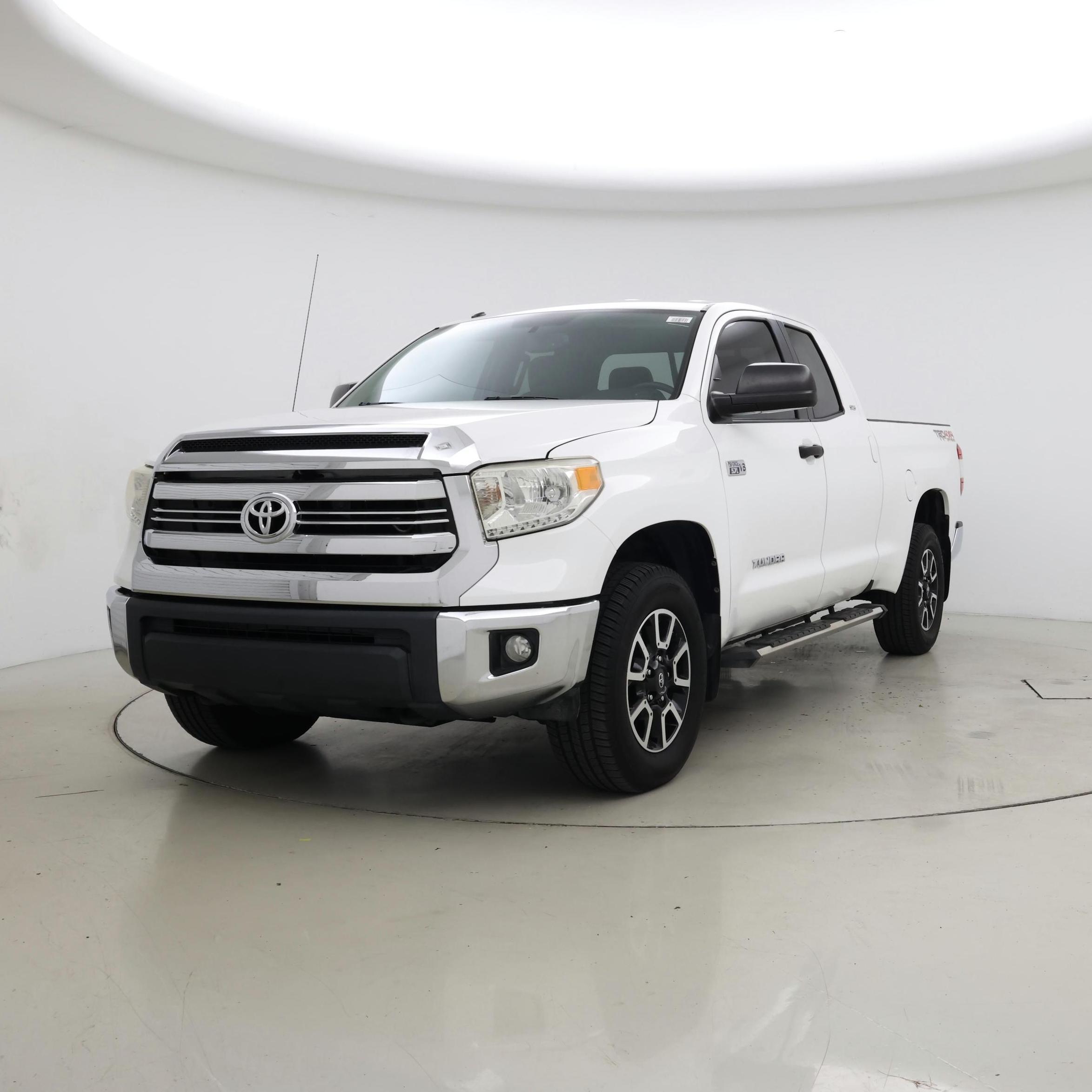 Thumbnail: 2017 Toyota Tundra - 4