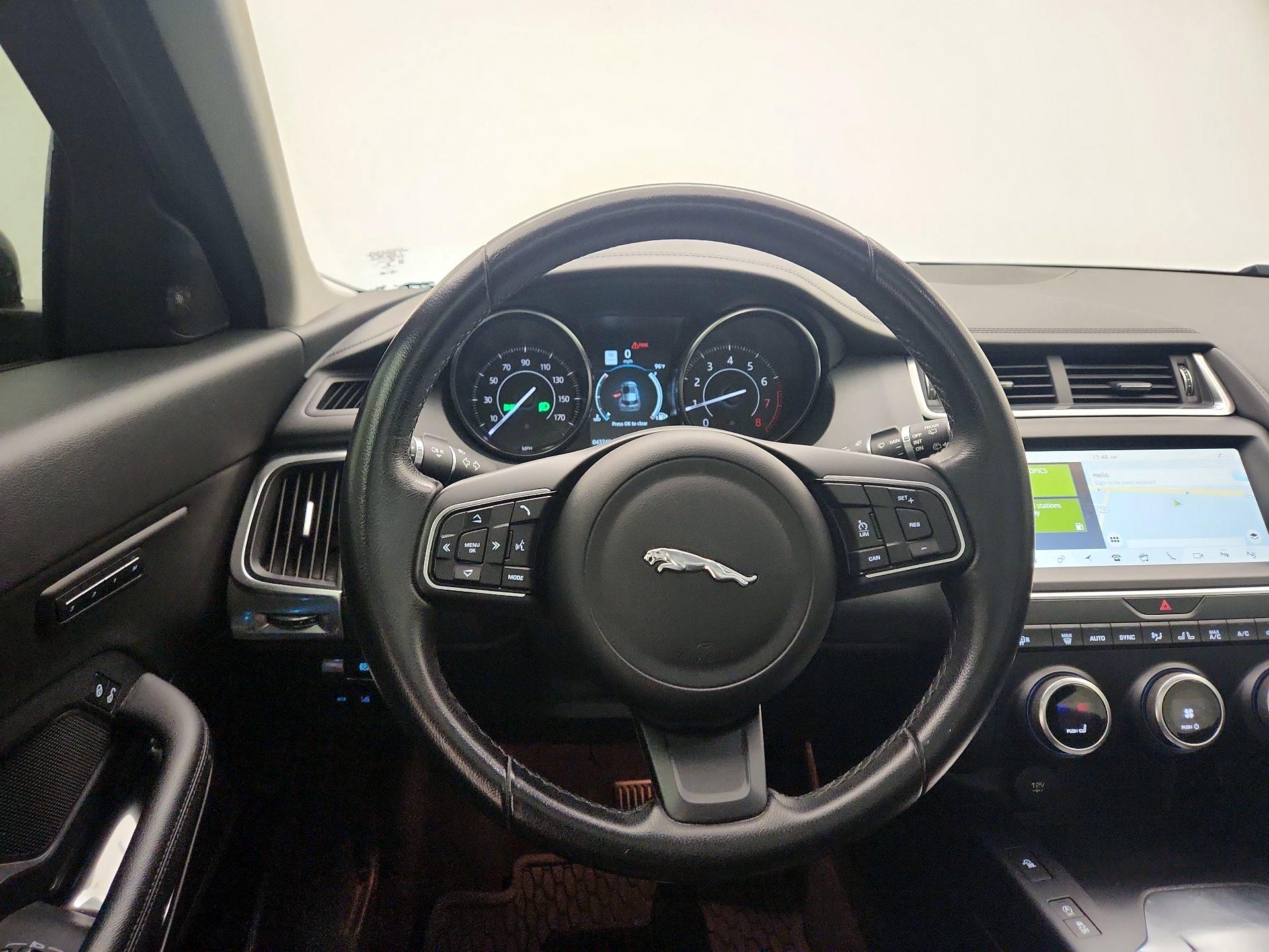 Thumbnail: 2020 Jaguar E-Pace - 10