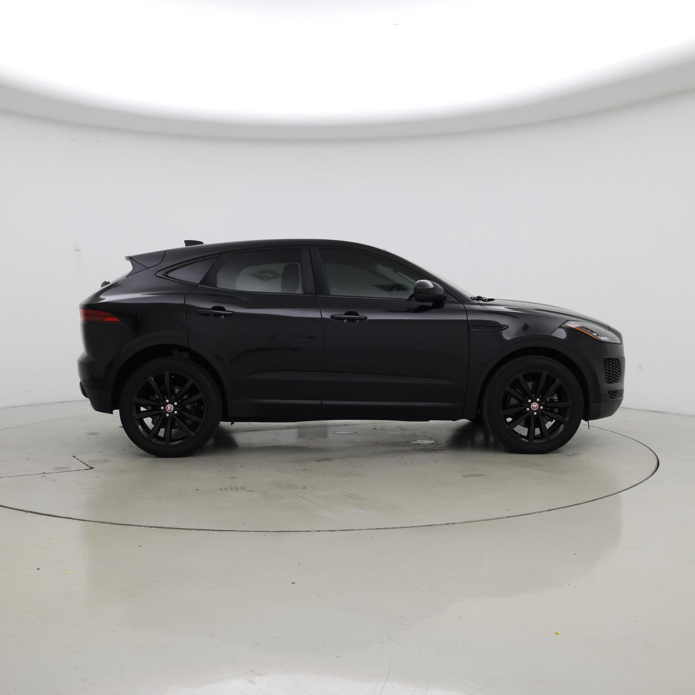 Thumbnail: 2020 Jaguar E-Pace - 7