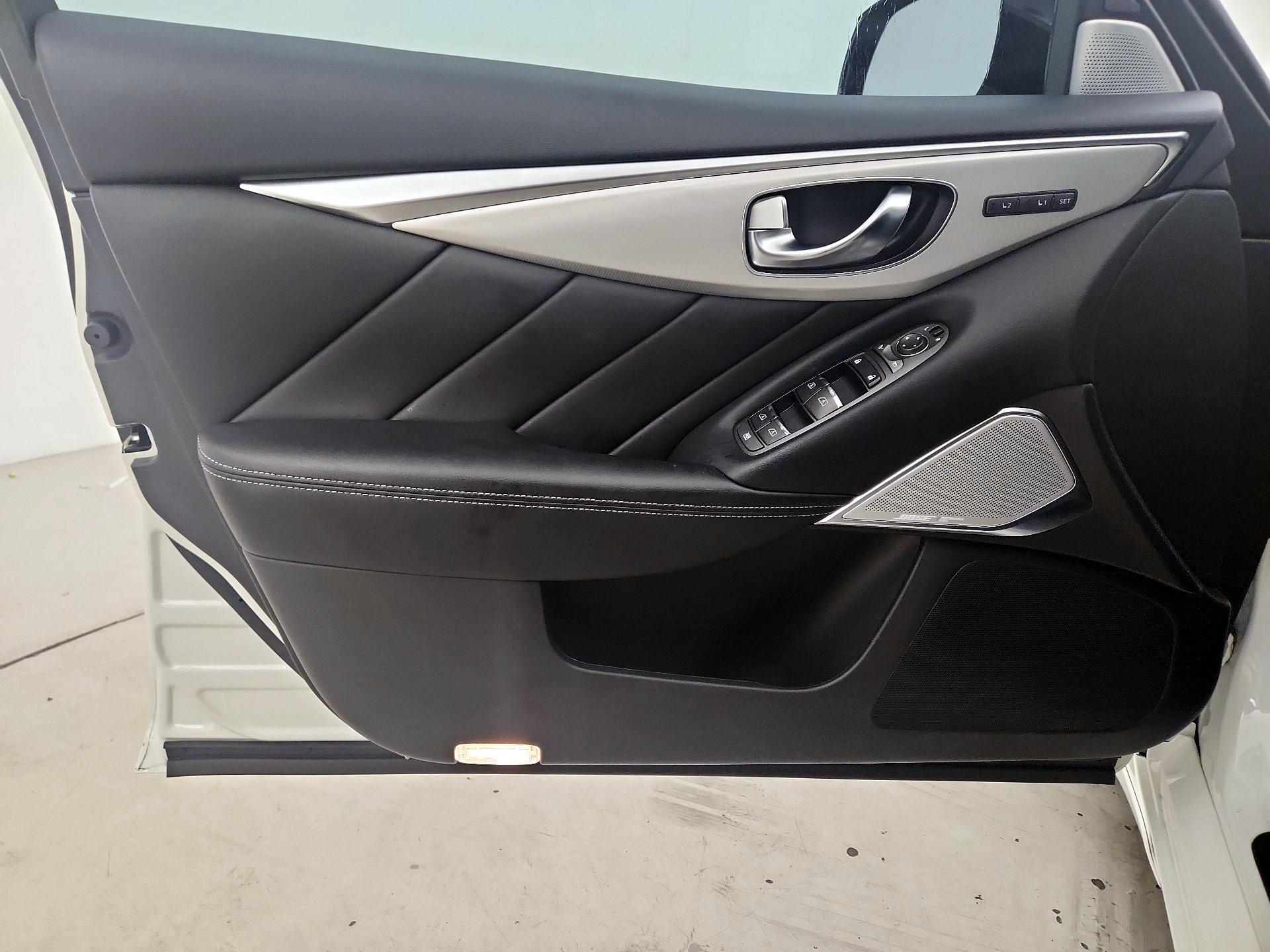 Thumbnail: 2022 INFINITI Q50 - 12
