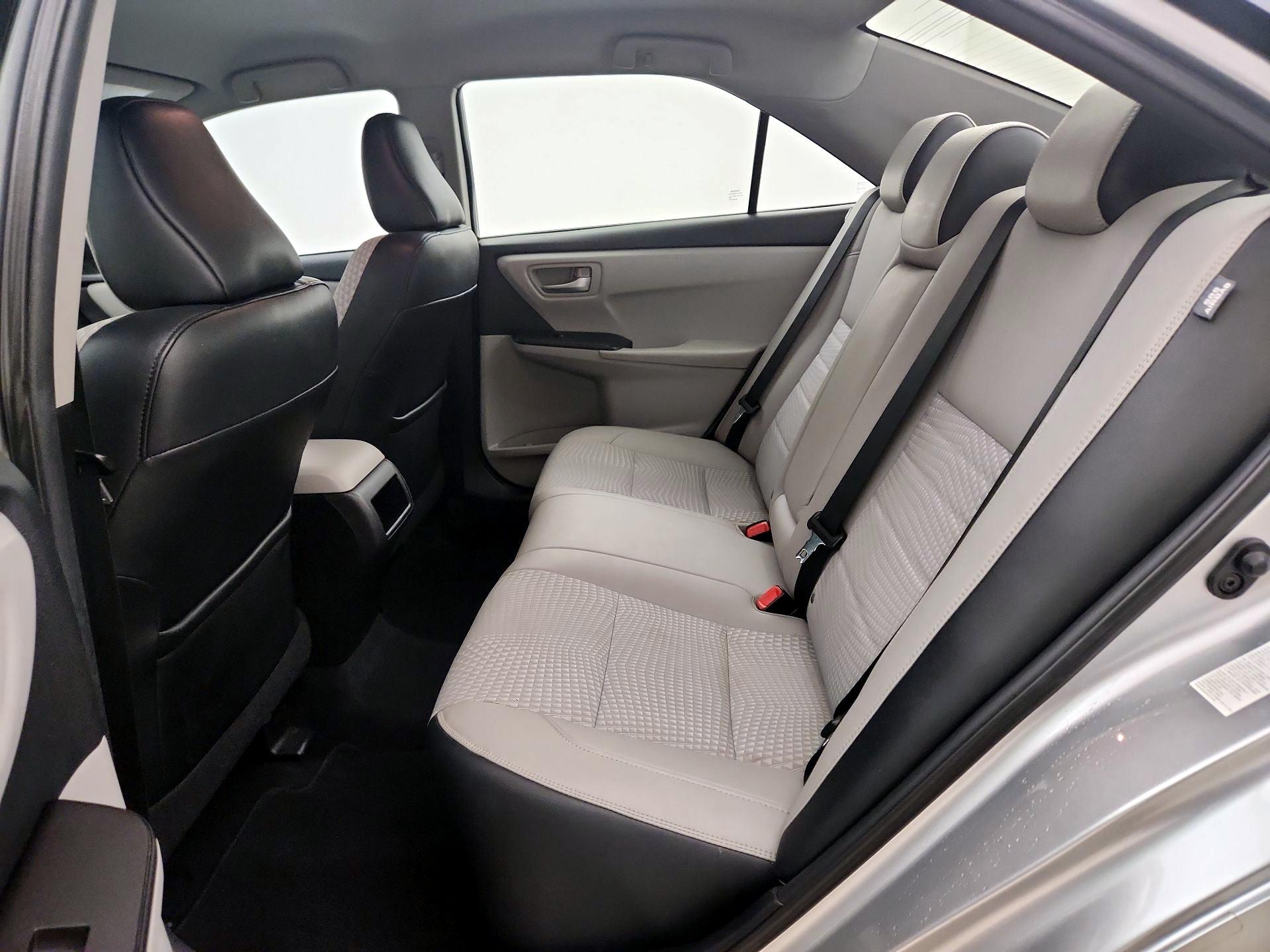 Thumbnail: 2015 Toyota Camry - 19