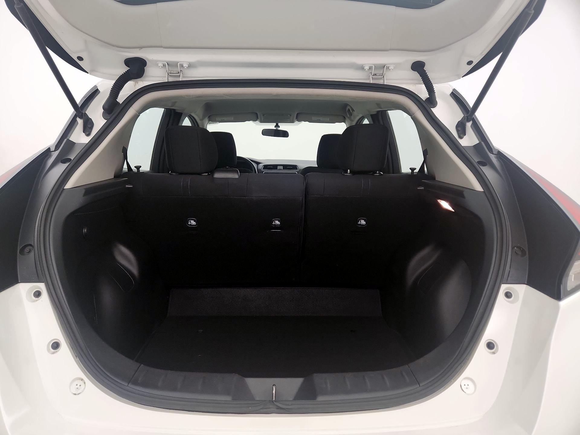 Thumbnail: 2018 Nissan Leaf - 20