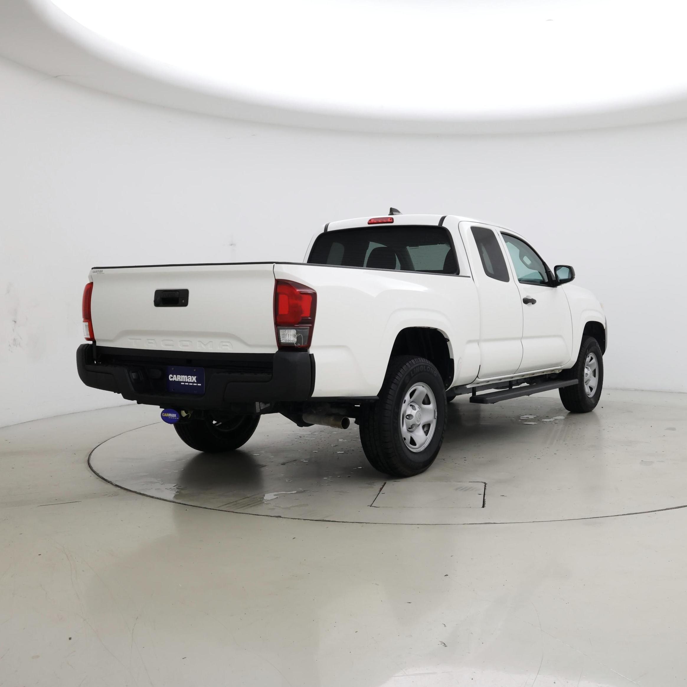 Thumbnail: 2021 Toyota Tacoma - 8