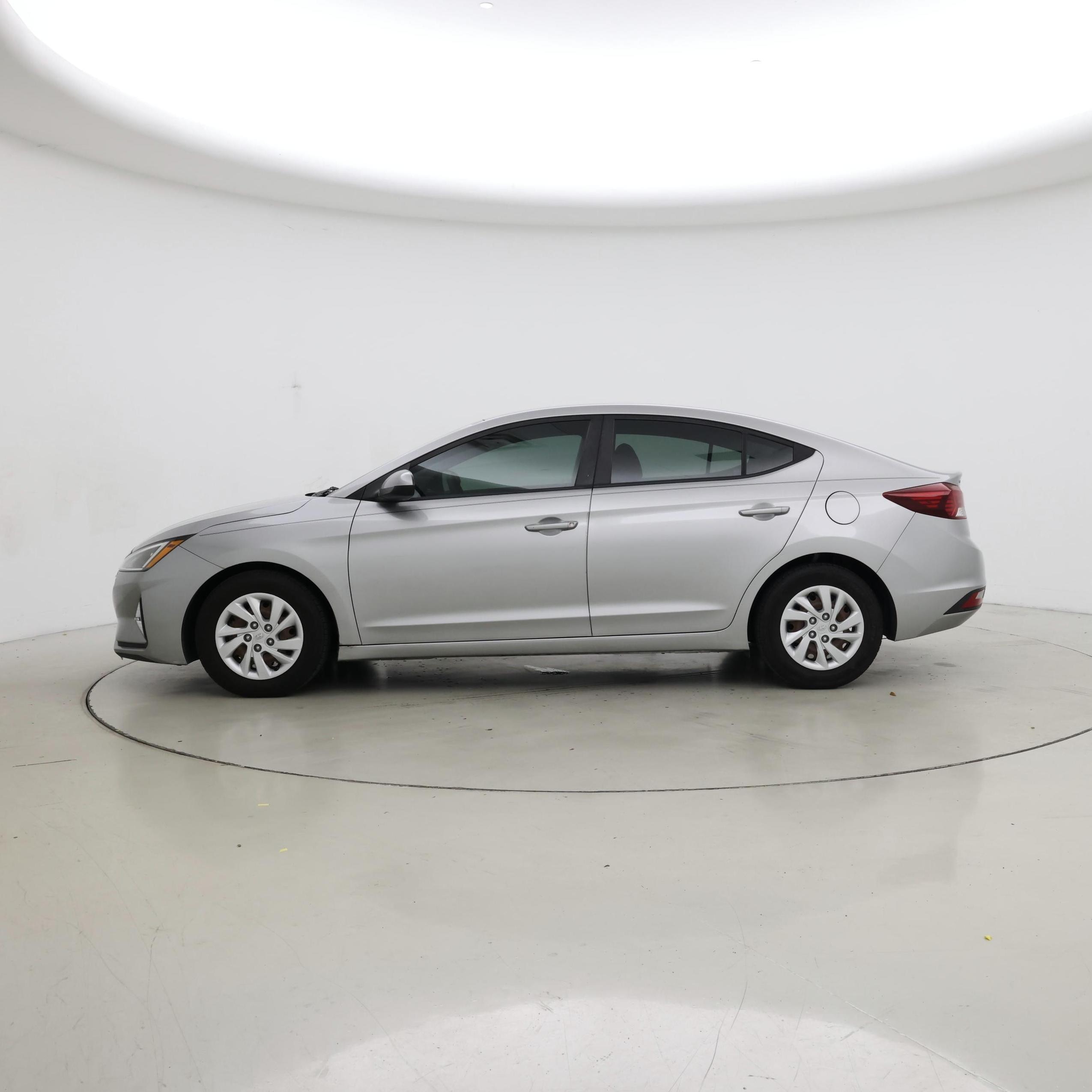 Thumbnail: 2020 Hyundai Elantra - 3