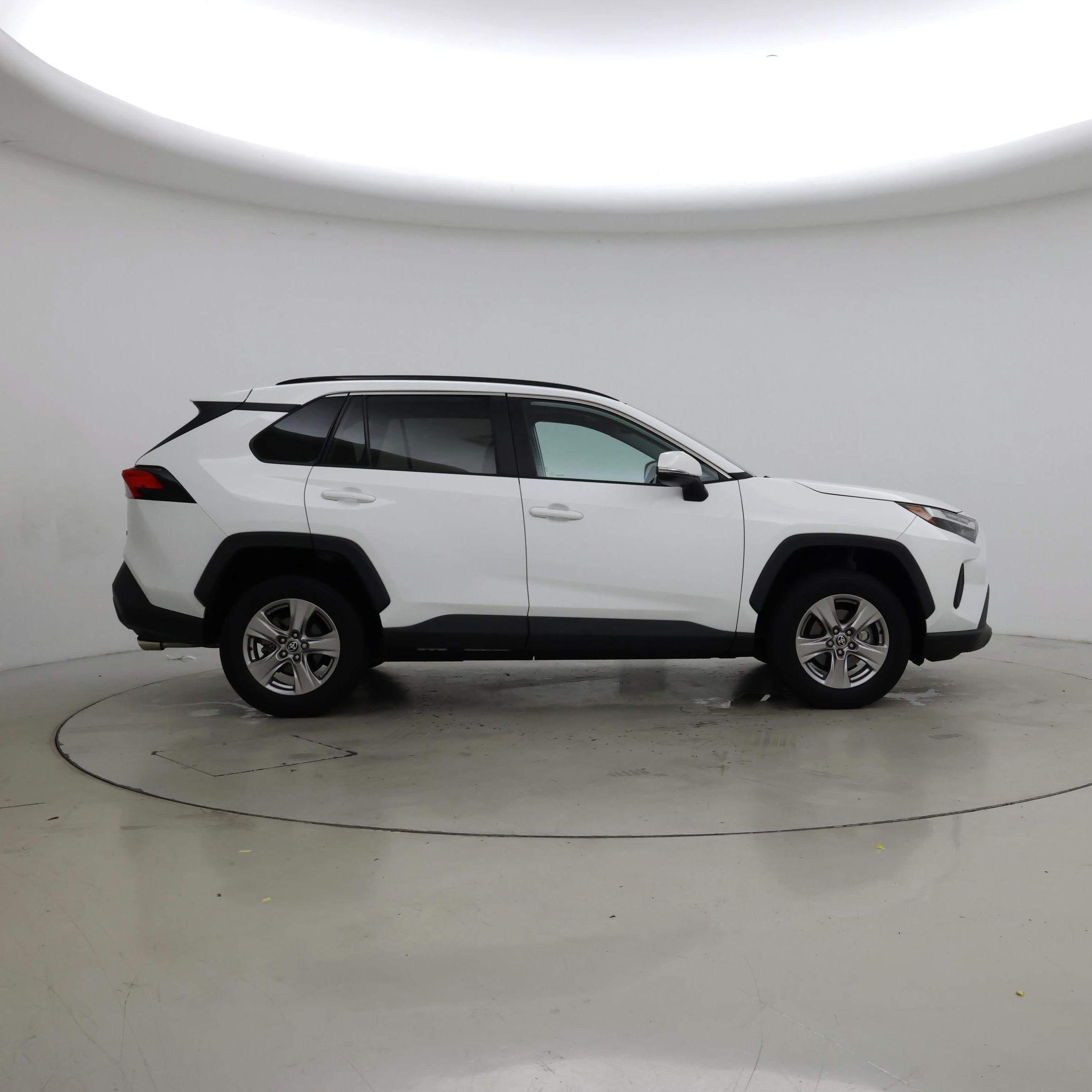 Thumbnail: 2023 Toyota RAV4 - 7