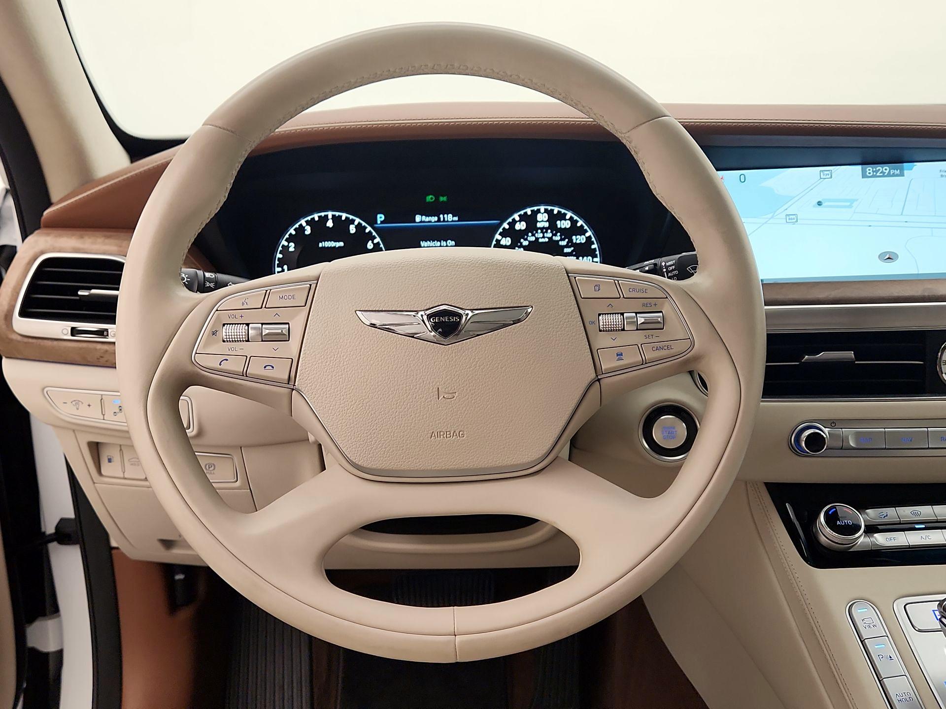 Thumbnail: 2021 Genesis G90 - 10
