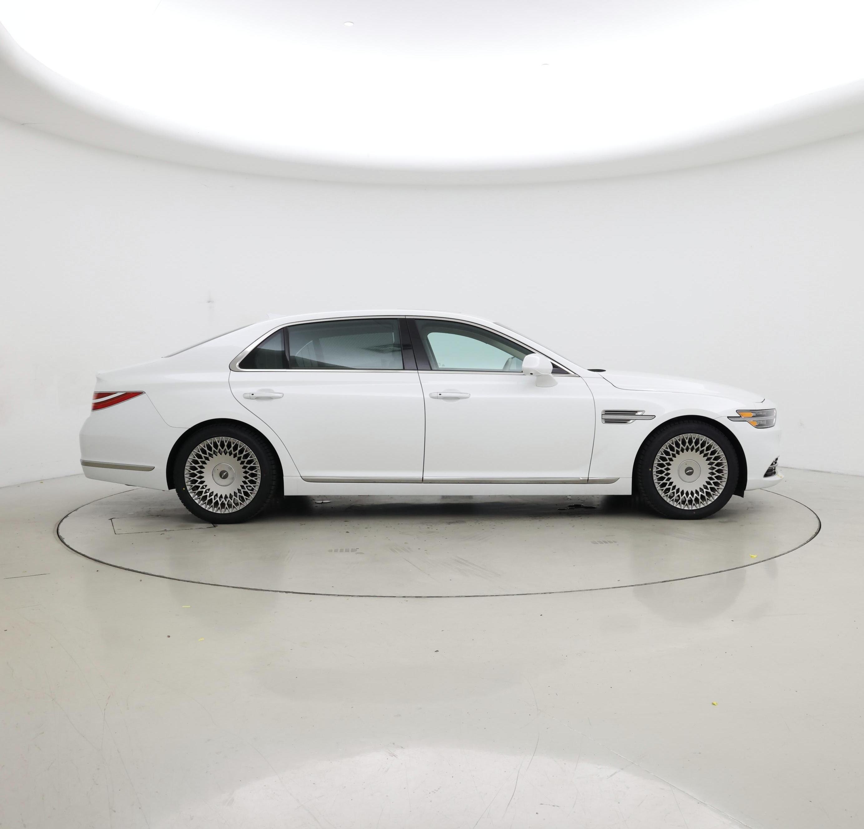 Thumbnail: 2021 Genesis G90 - 7