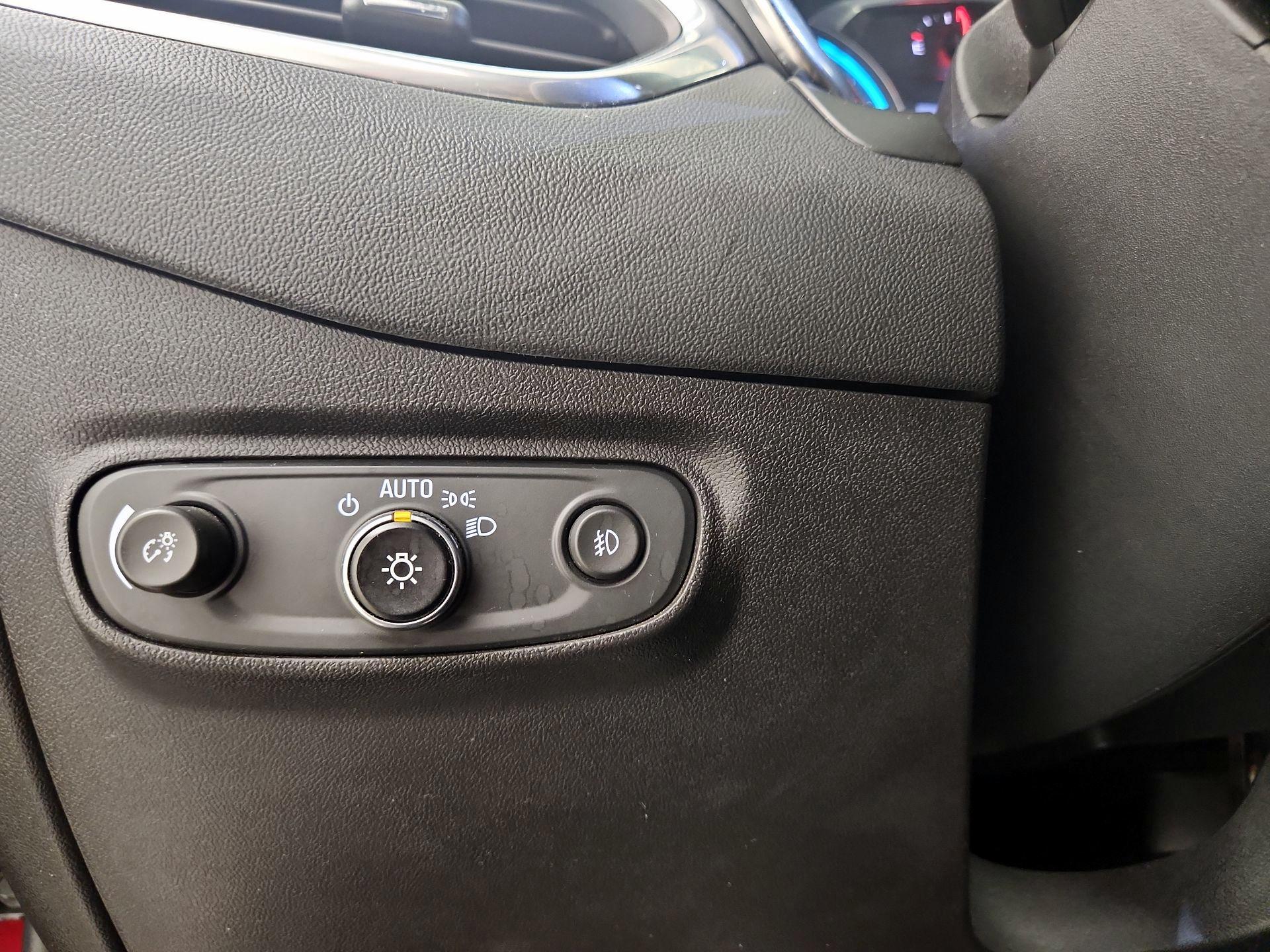 Thumbnail: 2020 Chevrolet Equinox - 13