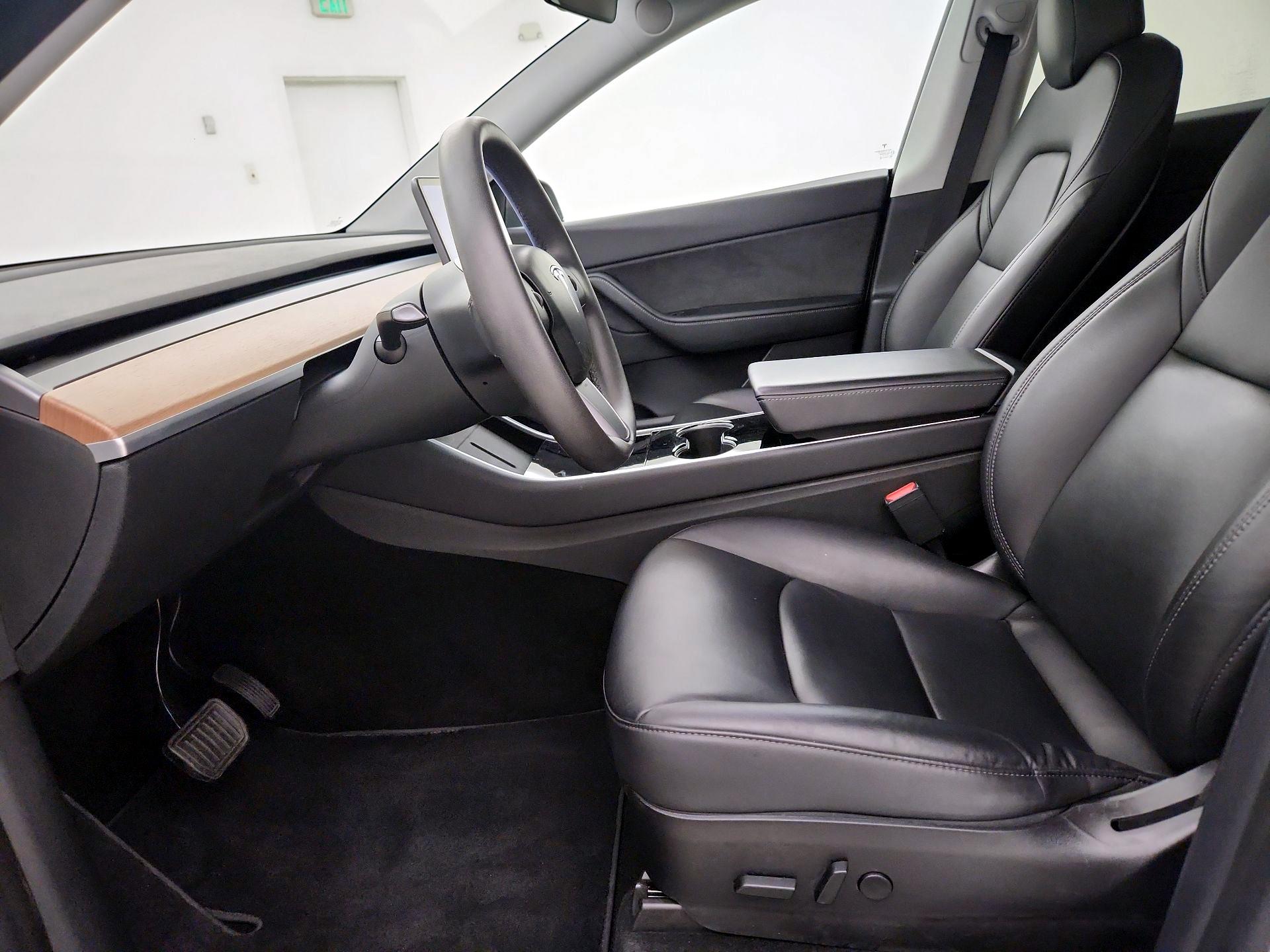Thumbnail: 2020 Tesla Model Y - 11