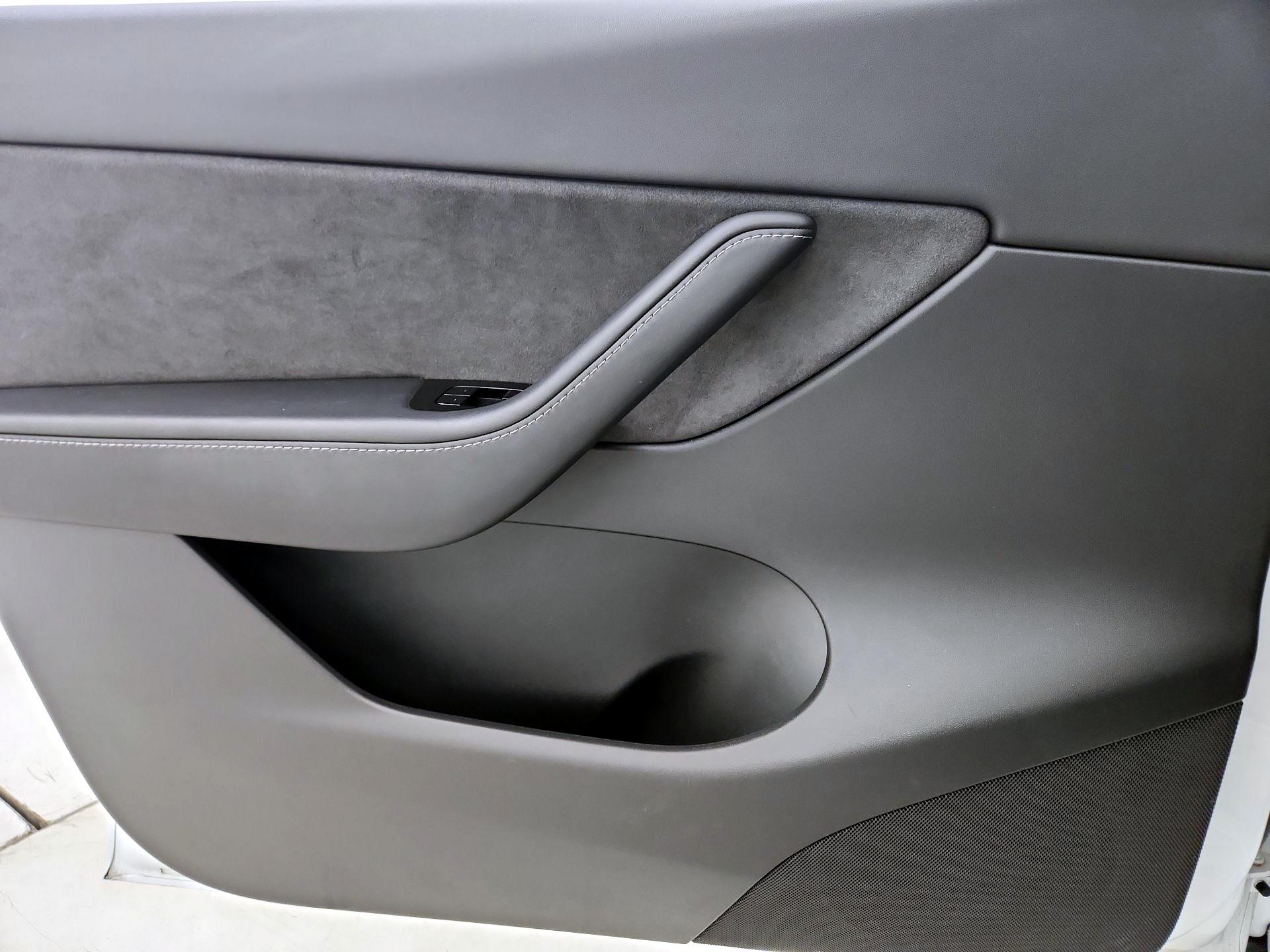 Thumbnail: 2020 Tesla Model Y - 12