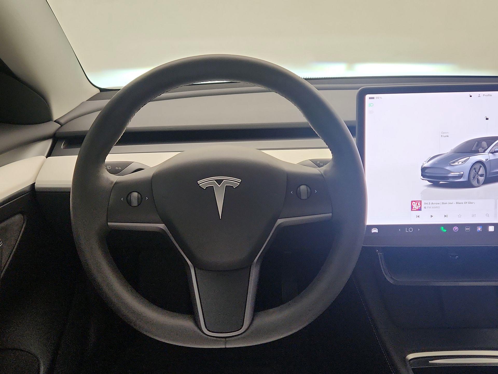 Thumbnail: 2023 Tesla Model 3 - 10