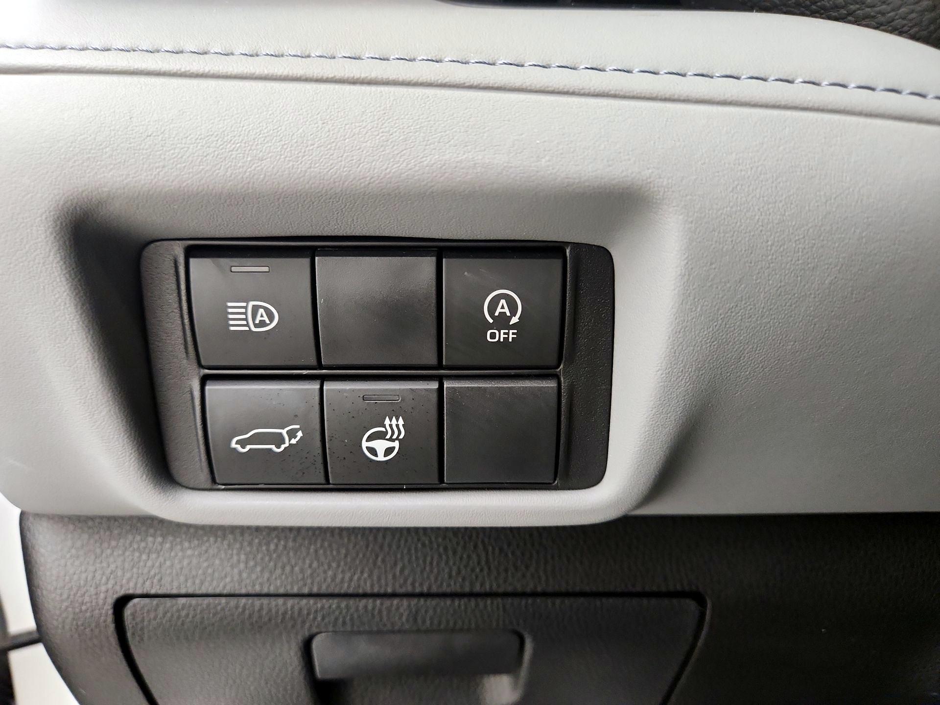 Thumbnail: 2024 Toyota Highlander - 13