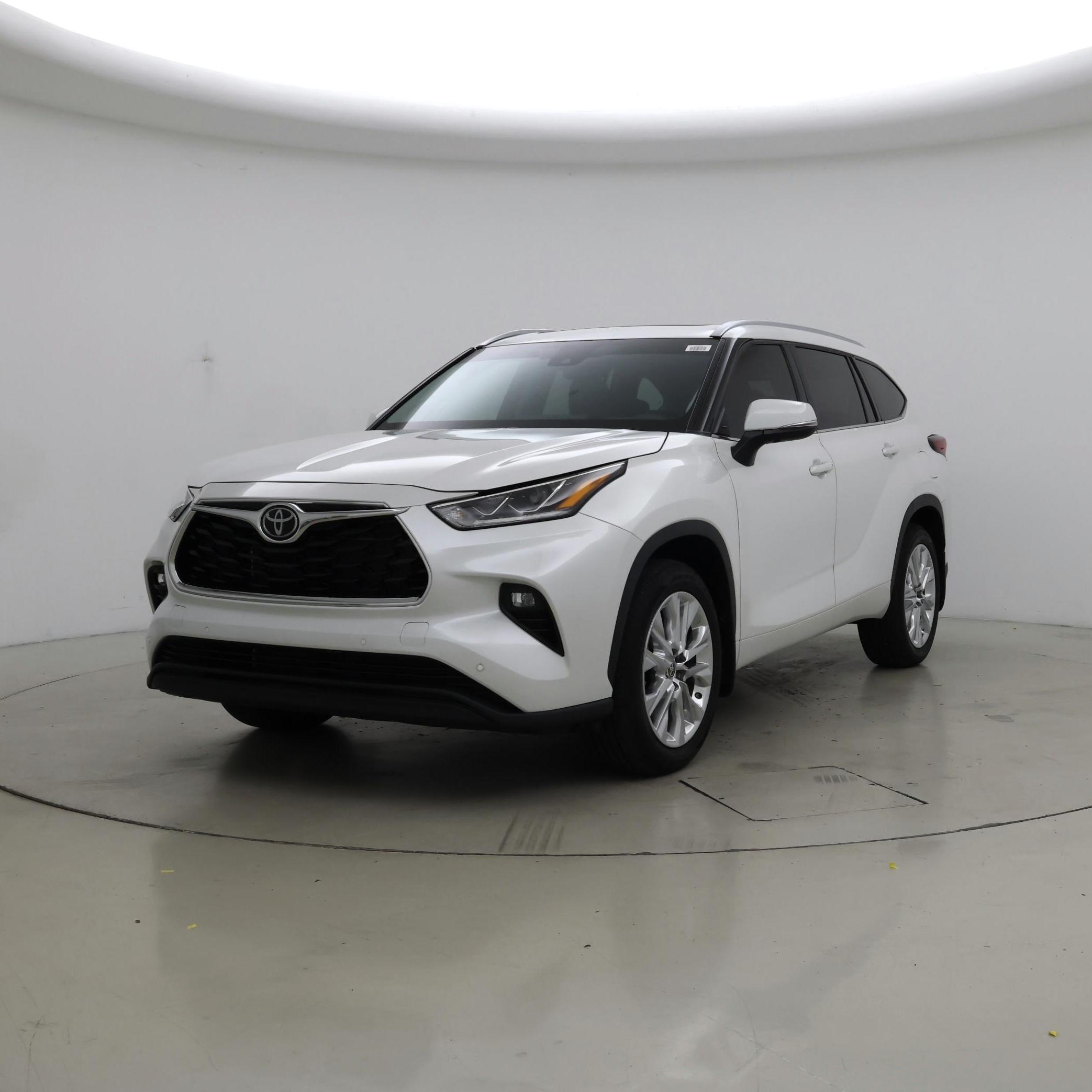Thumbnail: 2024 Toyota Highlander - 4