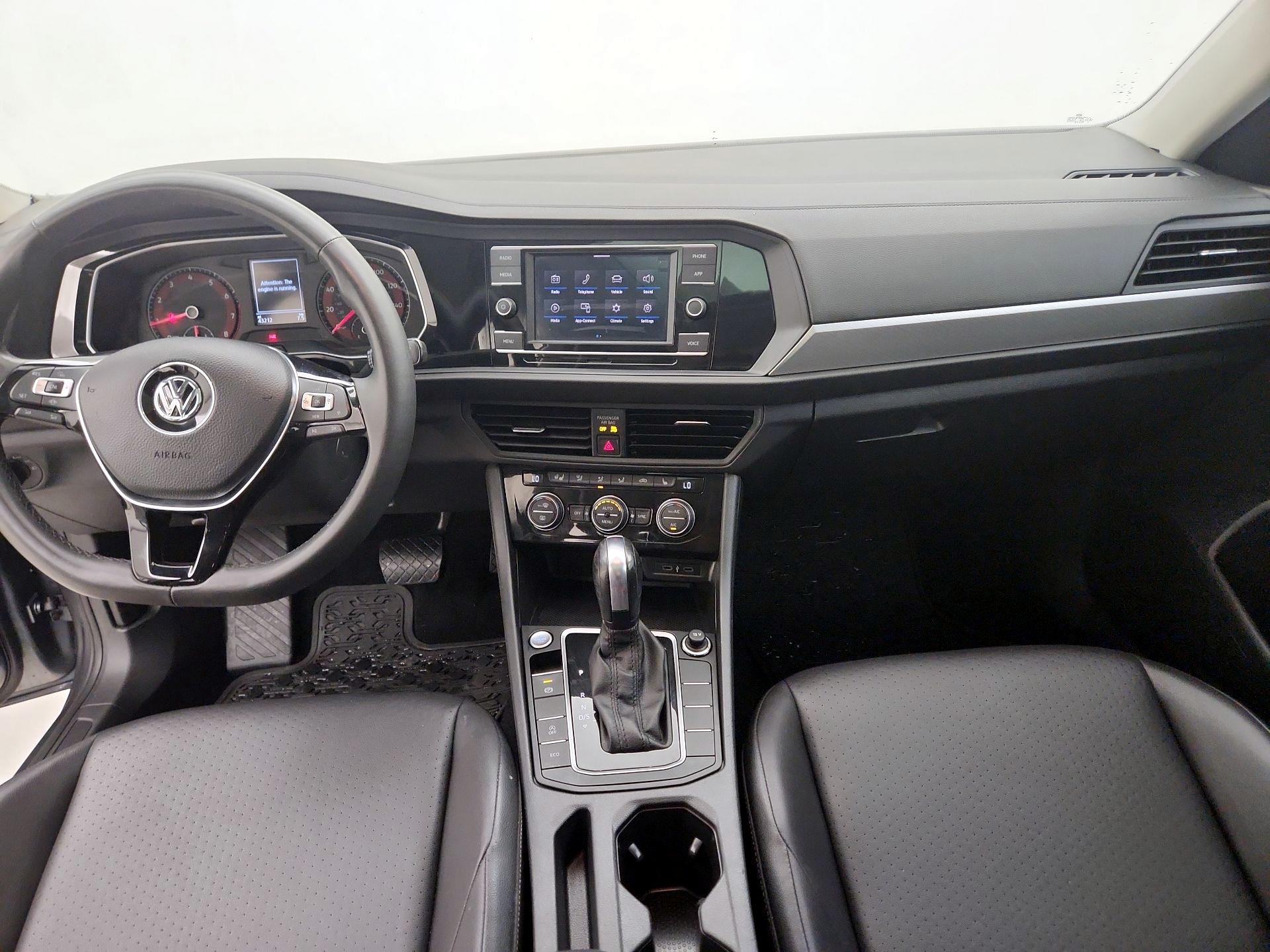 Thumbnail: 2020 Volkswagen Jetta - 9