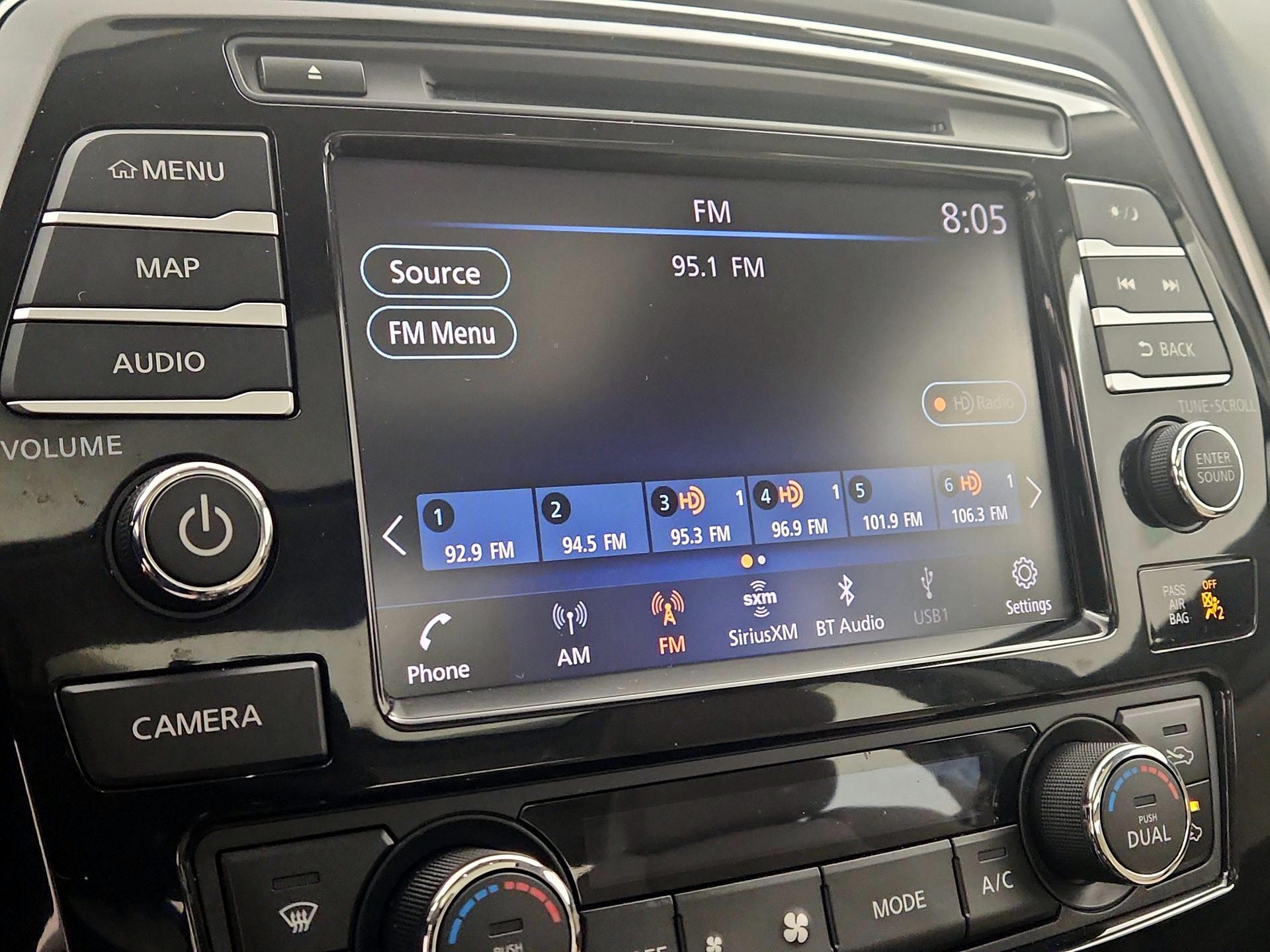 Thumbnail: 2019 Nissan Maxima - 16