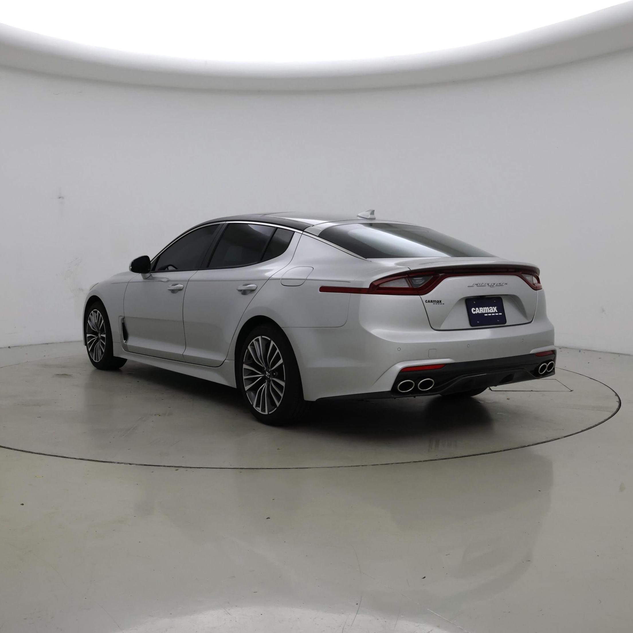 Thumbnail: 2018 Kia Stinger - 2