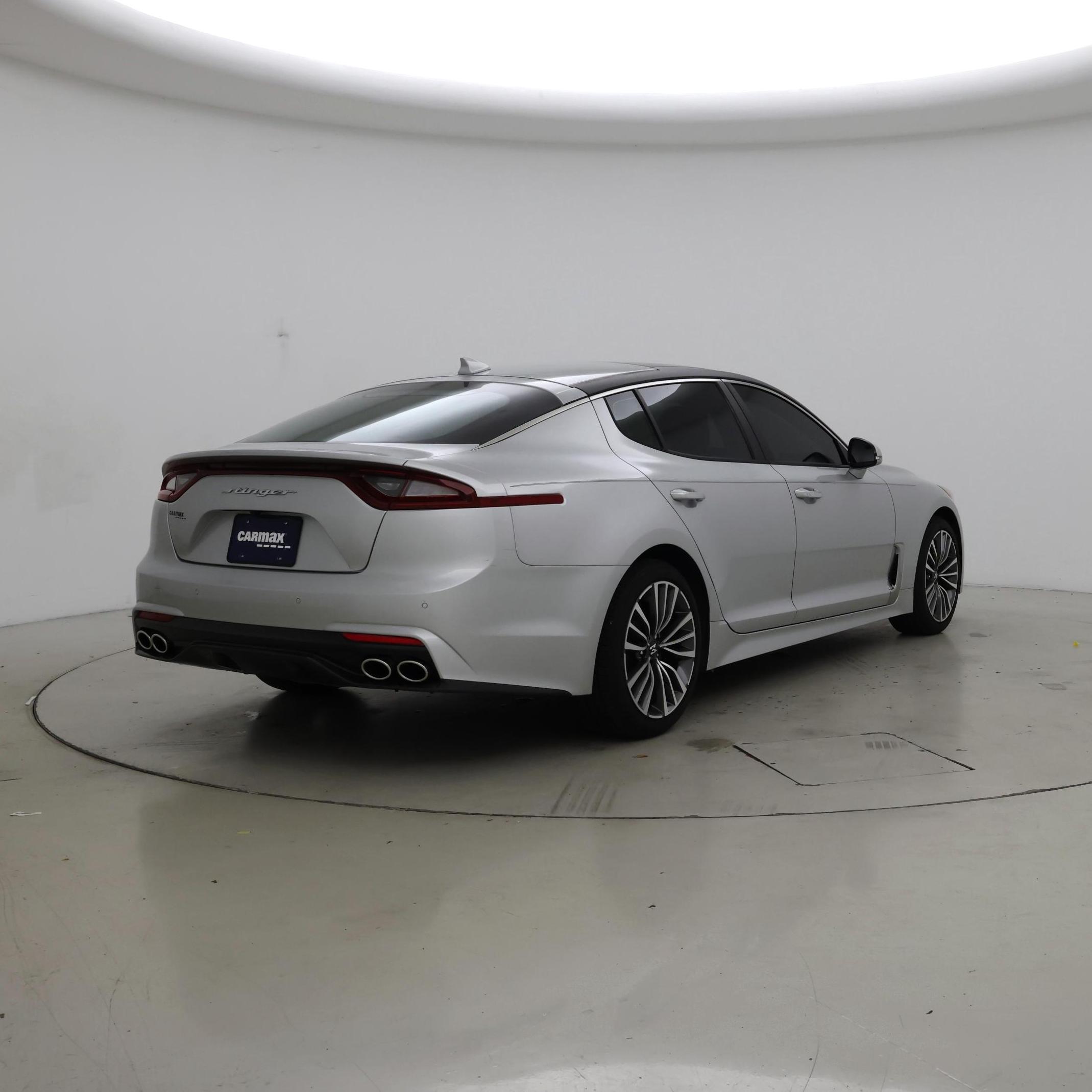 Thumbnail: 2018 Kia Stinger - 8