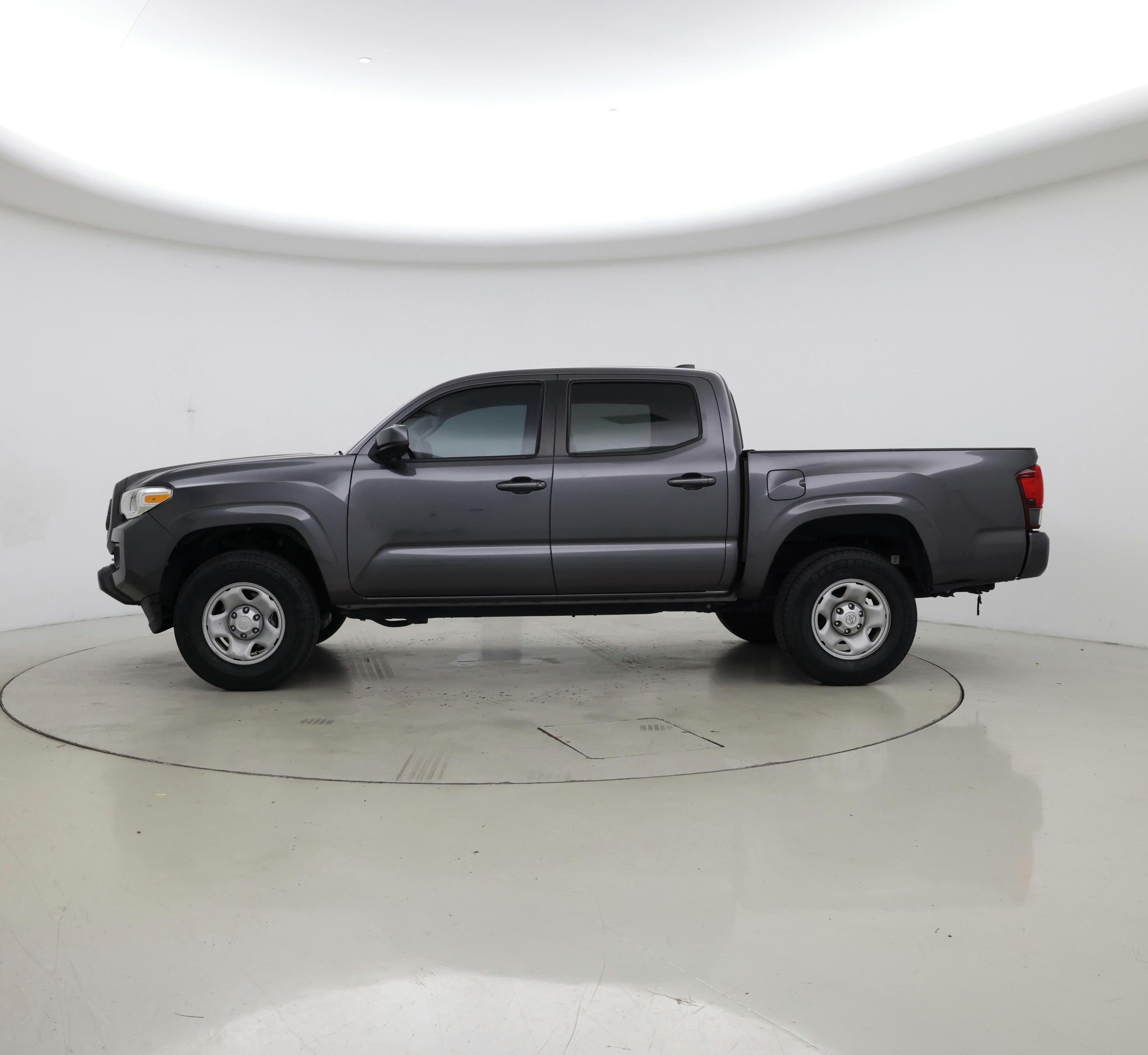 Thumbnail: 2021 Toyota Tacoma - 3