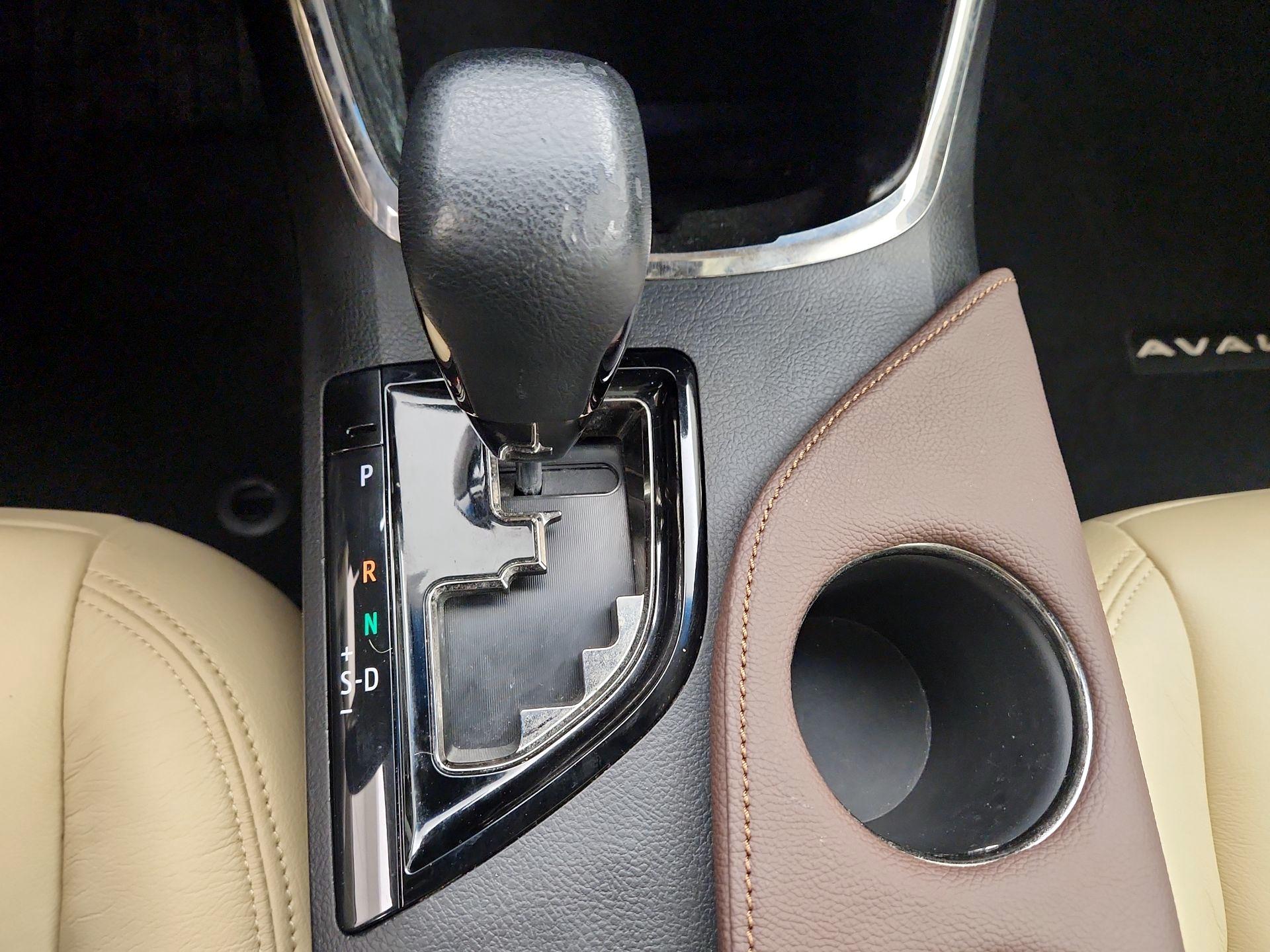 Thumbnail: 2014 Toyota Avalon - 17