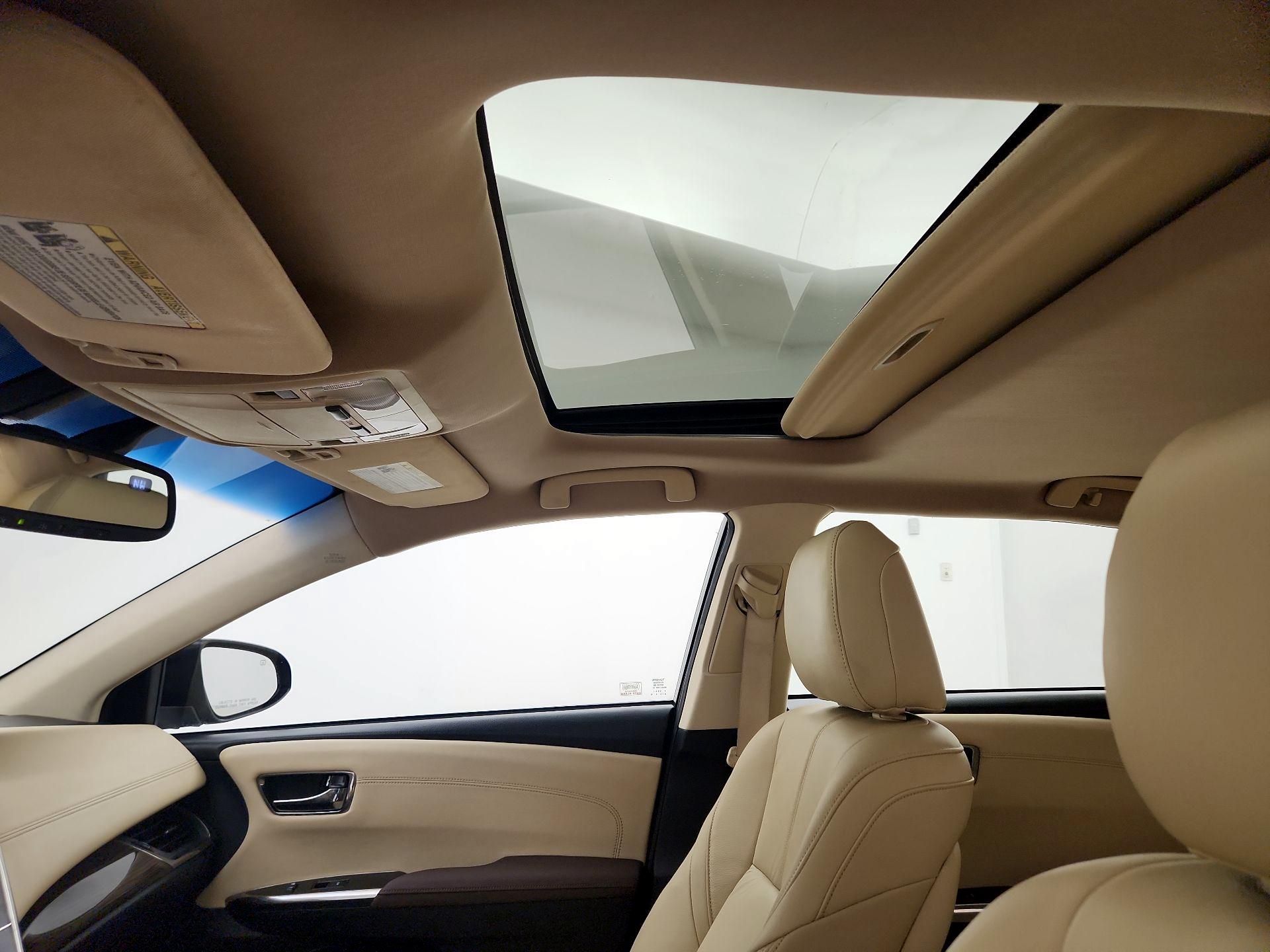 Thumbnail: 2014 Toyota Avalon - 19
