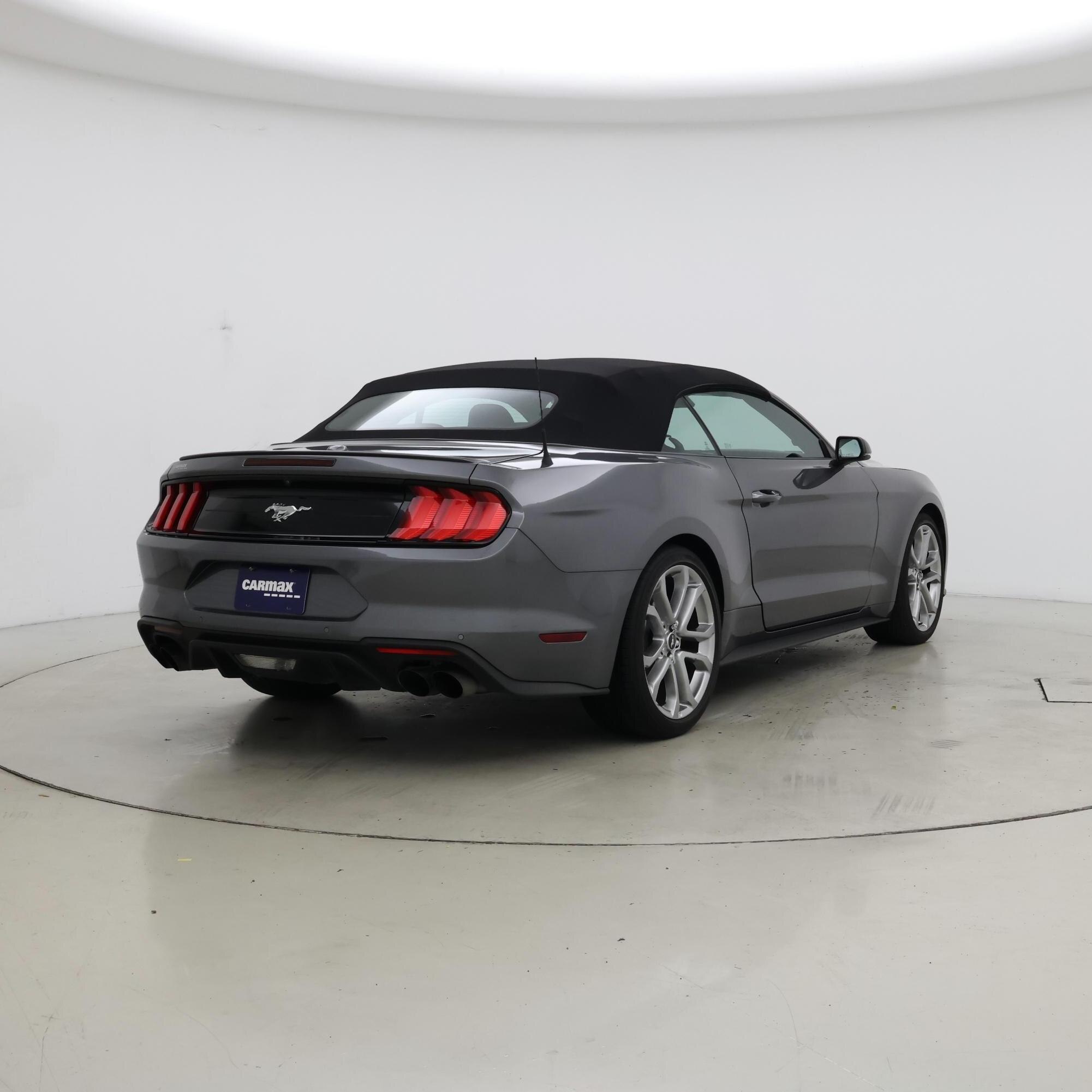 Thumbnail: 2022 Ford Mustang - 8