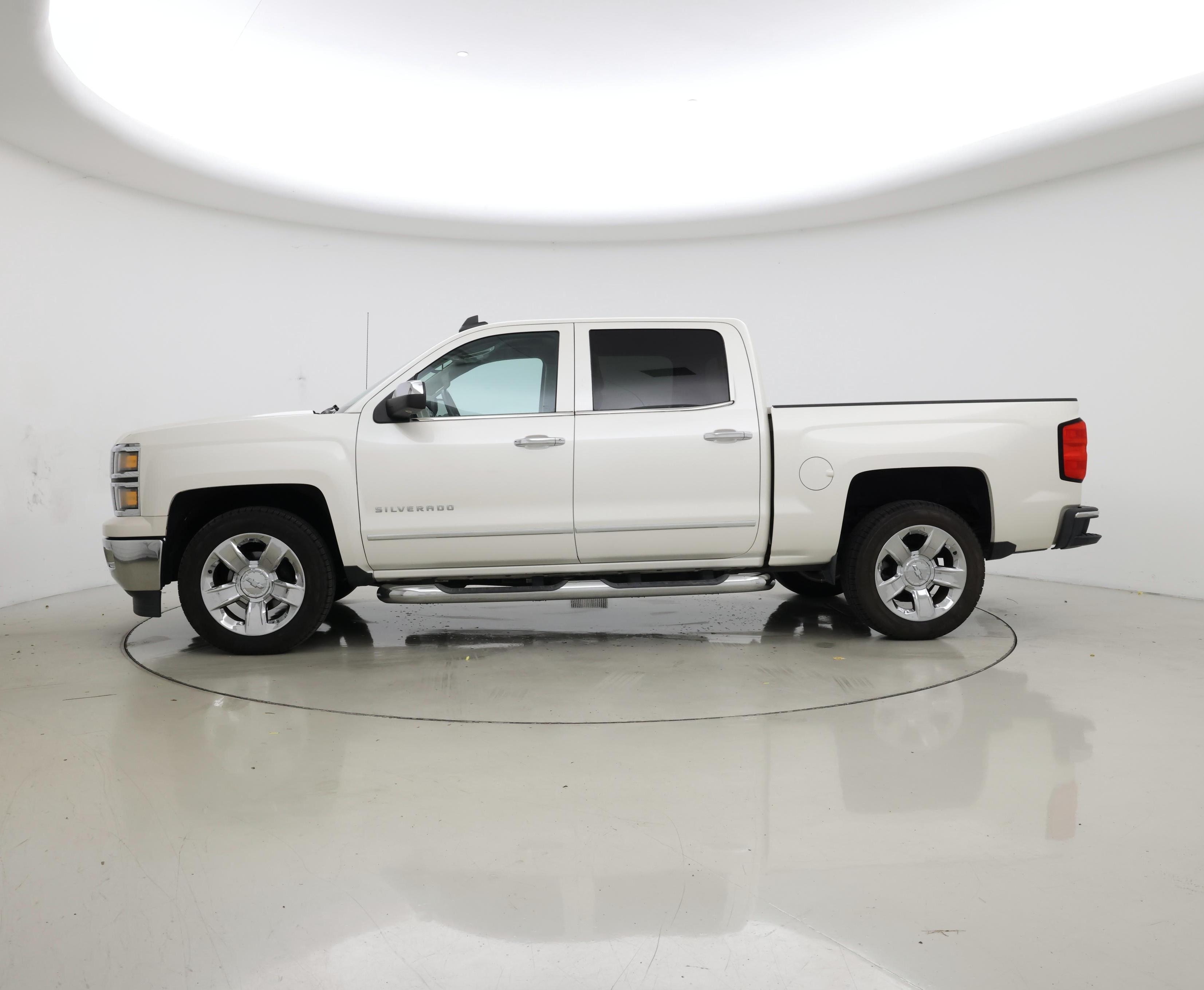 Thumbnail: 2015 Chevrolet Silverado 1500 - 3