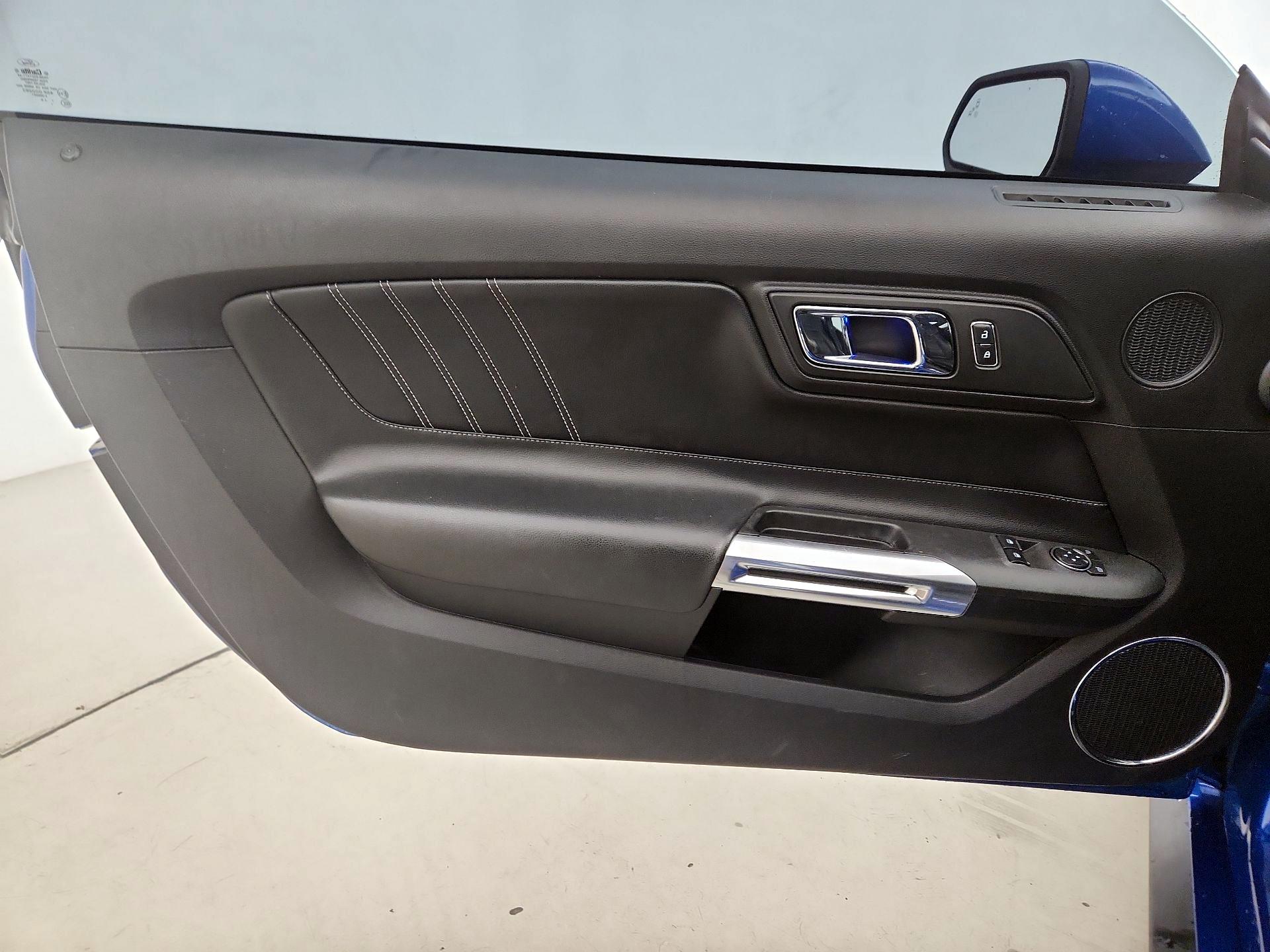 Thumbnail: 2017 Ford Mustang - 12