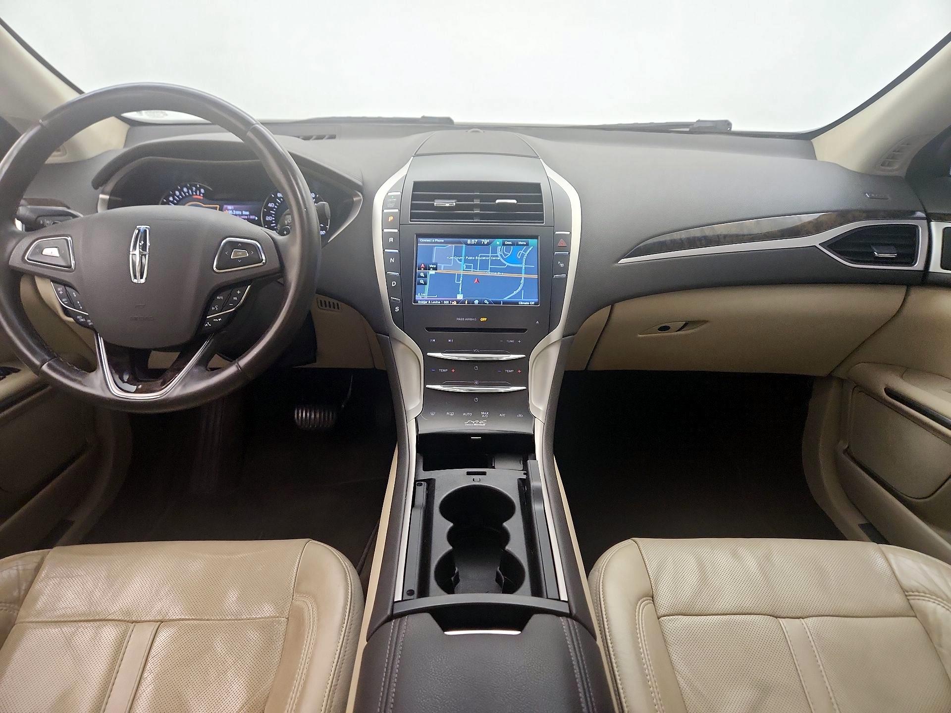 Thumbnail: 2015 Lincoln MKZ - 9