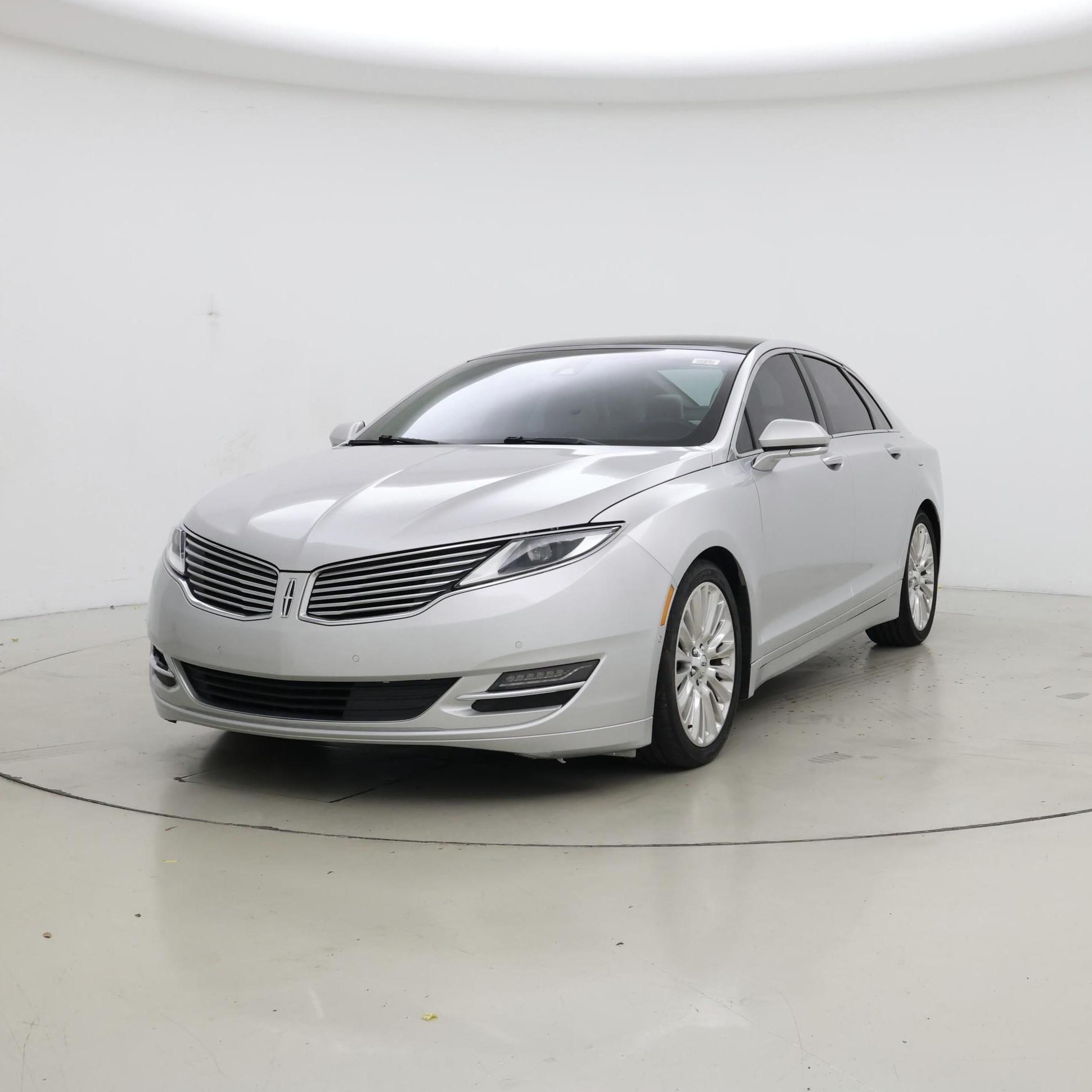 Thumbnail: 2015 Lincoln MKZ - 4