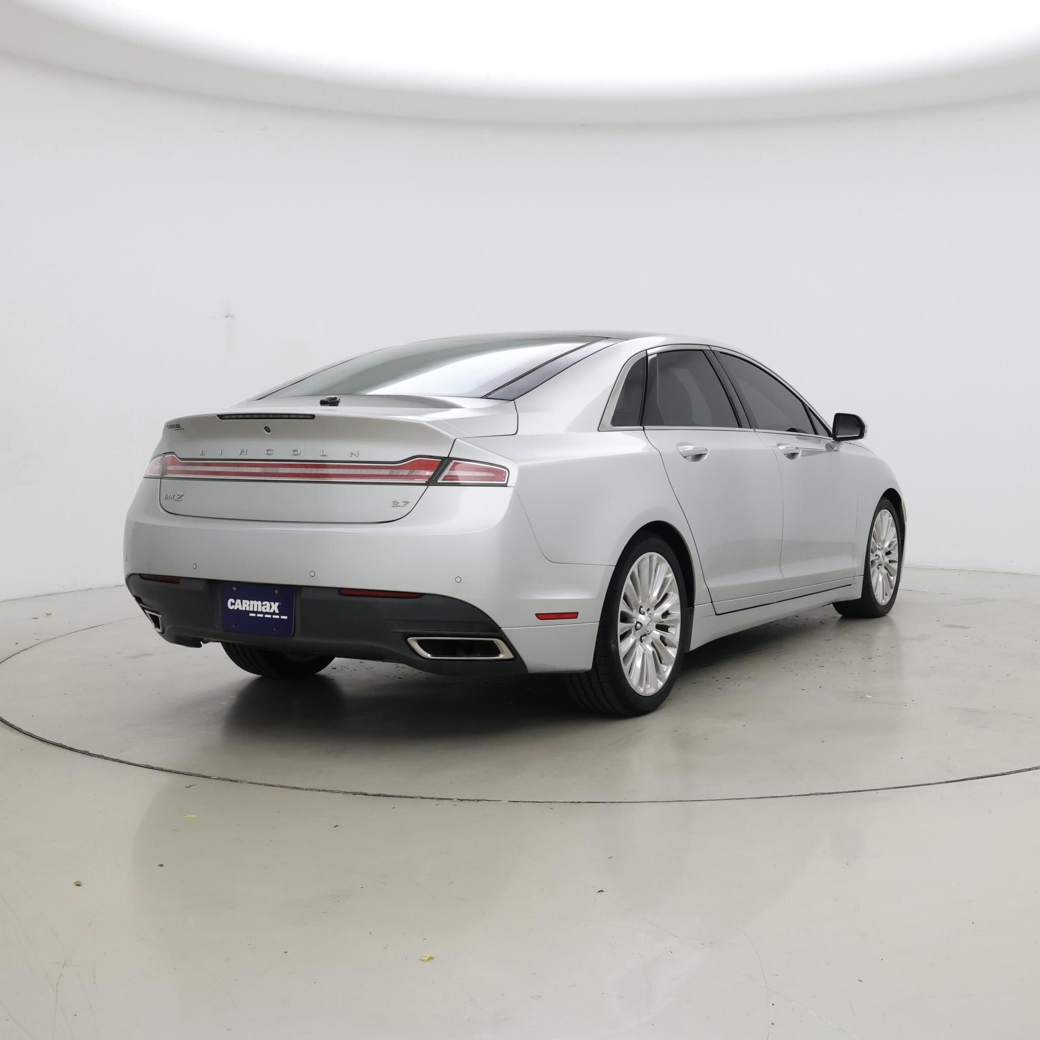 Thumbnail: 2015 Lincoln MKZ - 8