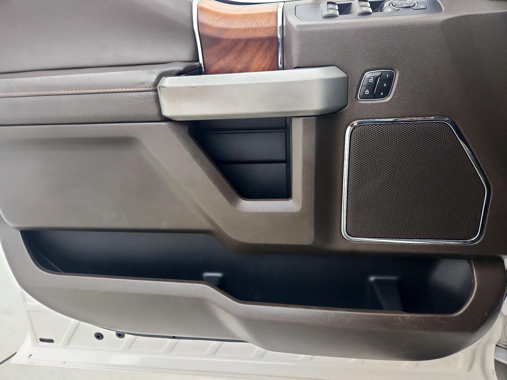 Thumbnail: 2016 Ford F-150 - 12