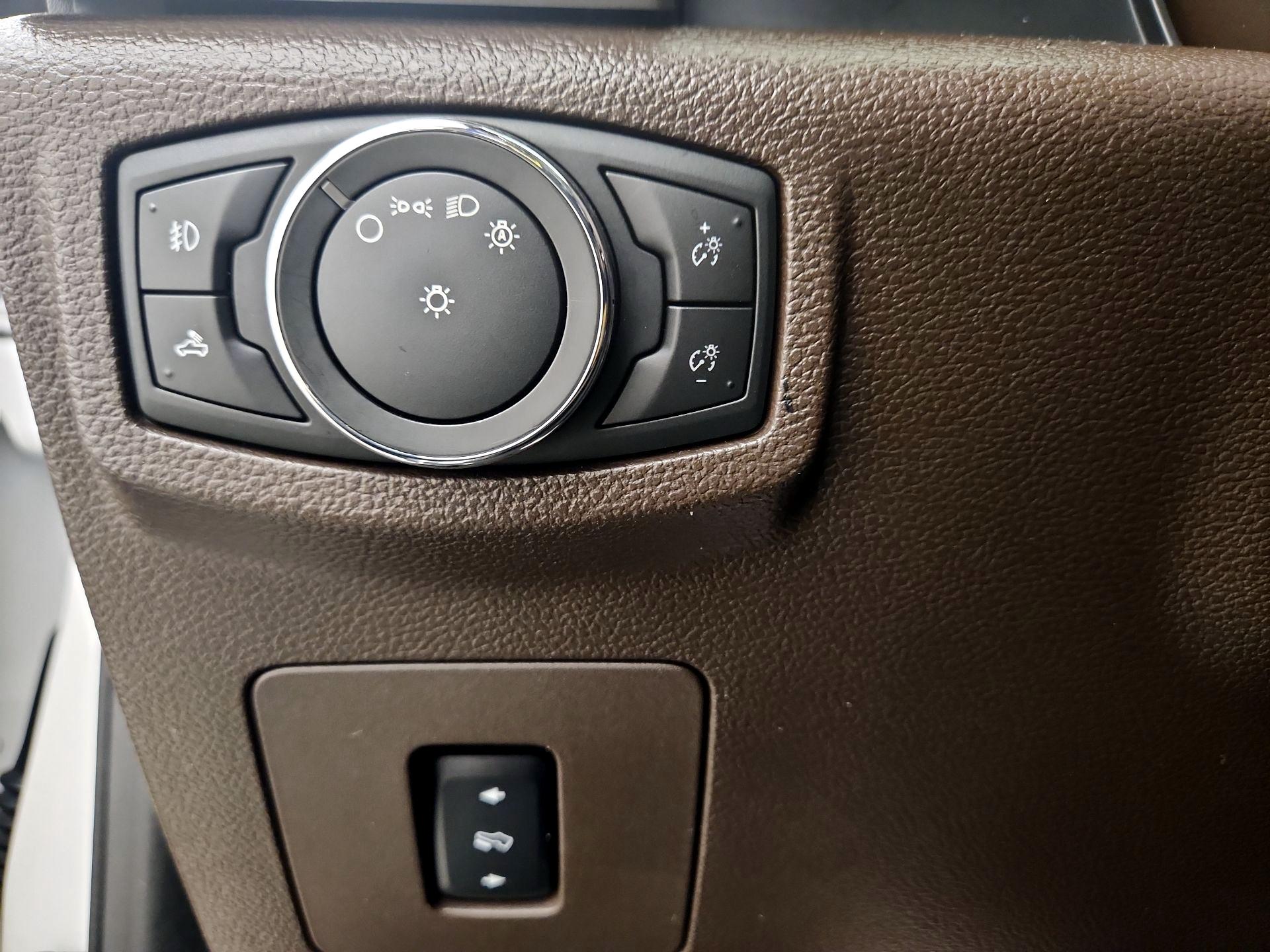 Thumbnail: 2016 Ford F-150 - 13