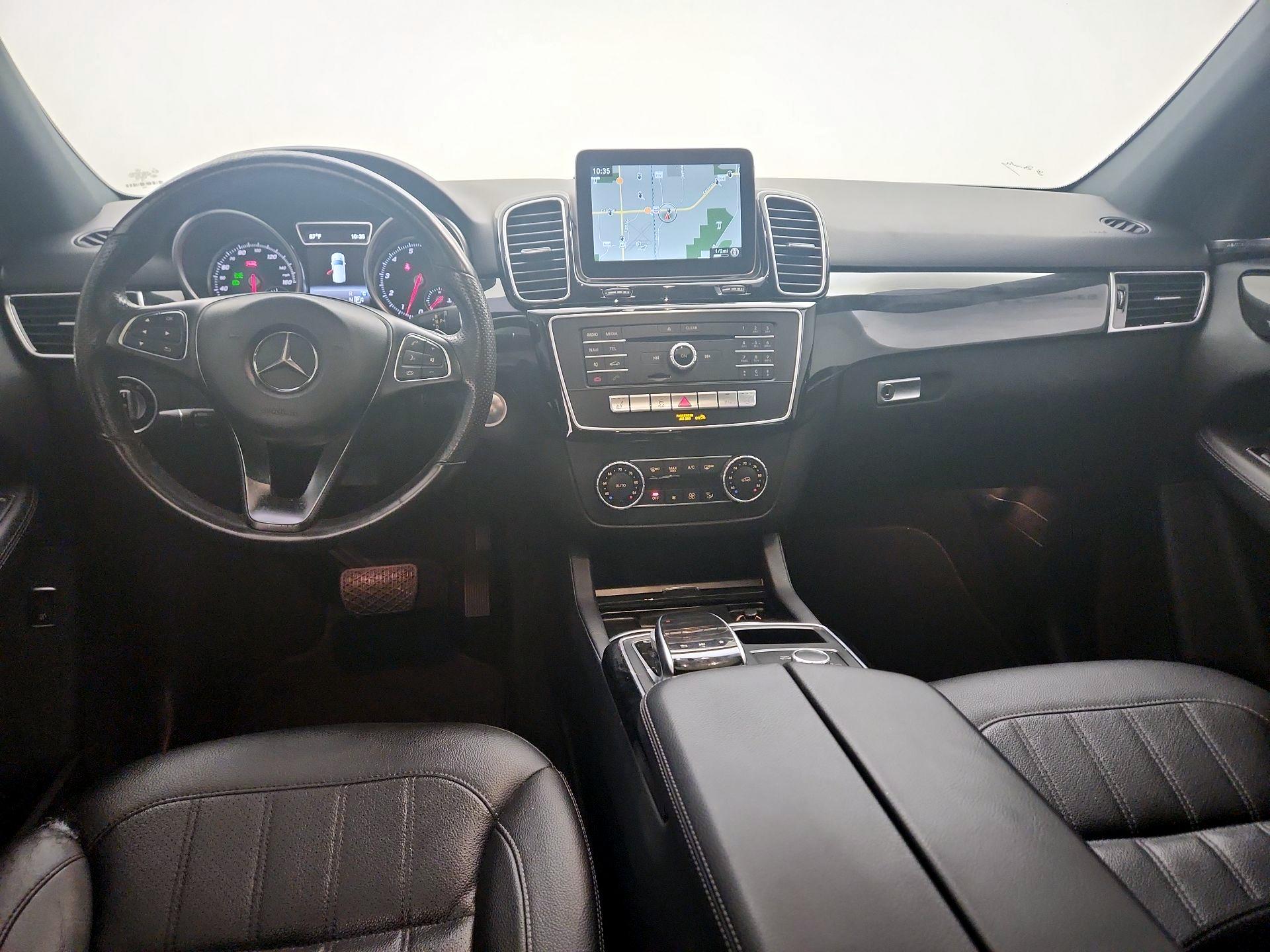 Thumbnail: 2017 Mercedes-Benz GLE - 9