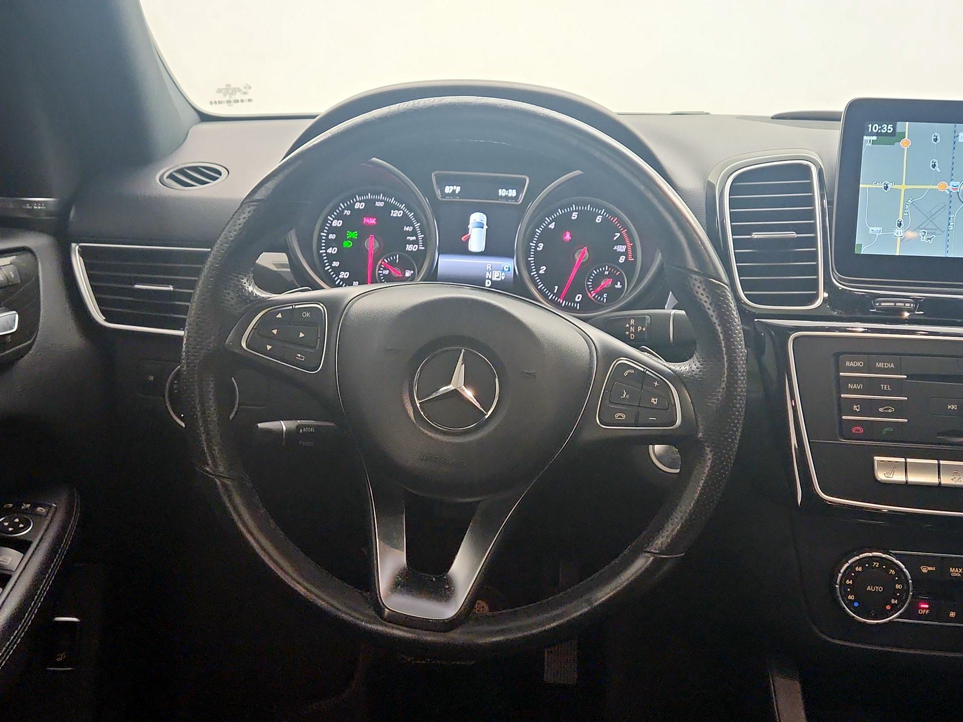 Thumbnail: 2017 Mercedes-Benz GLE - 10
