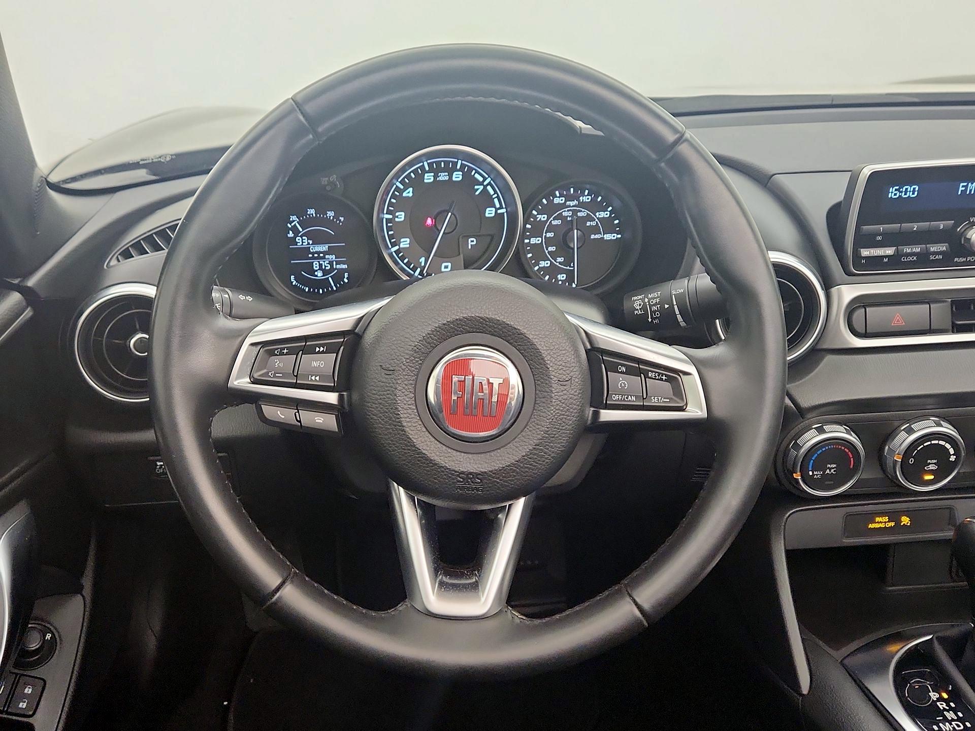 Thumbnail: 2018 Fiat 124 Spider - 10