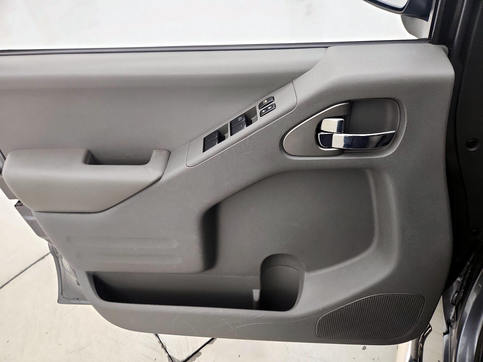 Thumbnail: 2018 Nissan Frontier - 12