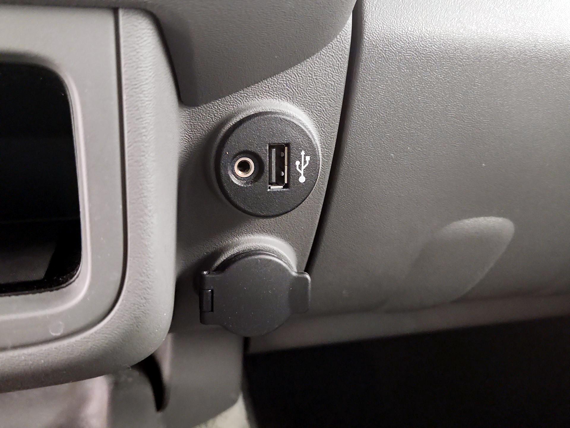Thumbnail: 2018 Nissan Frontier - 18